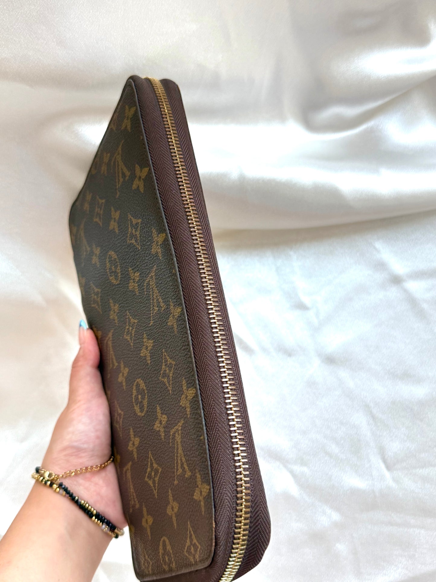 Louis Vuitton de Voyage travel organizer