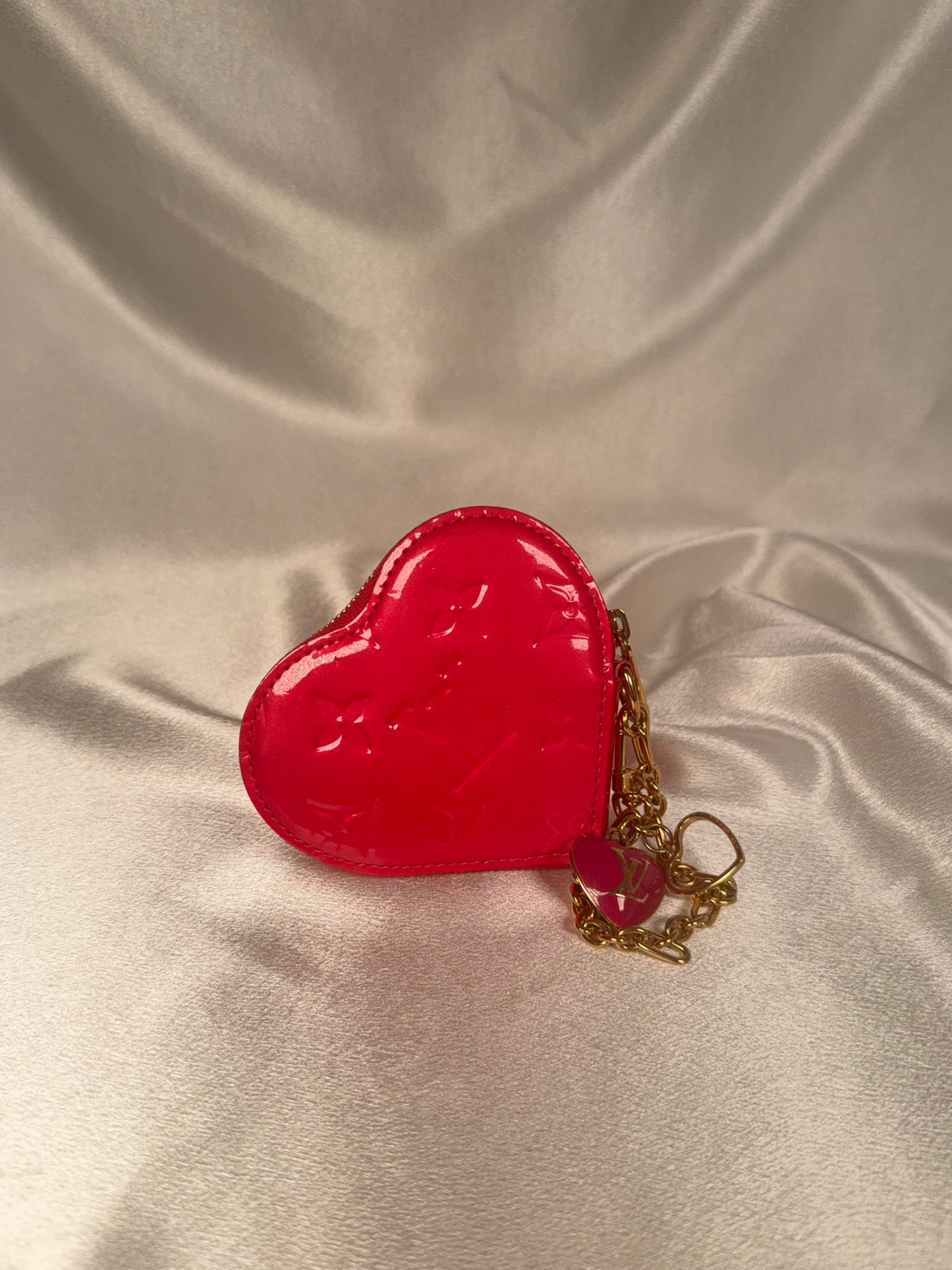 Louis Vuitton Vernis heart coin purse