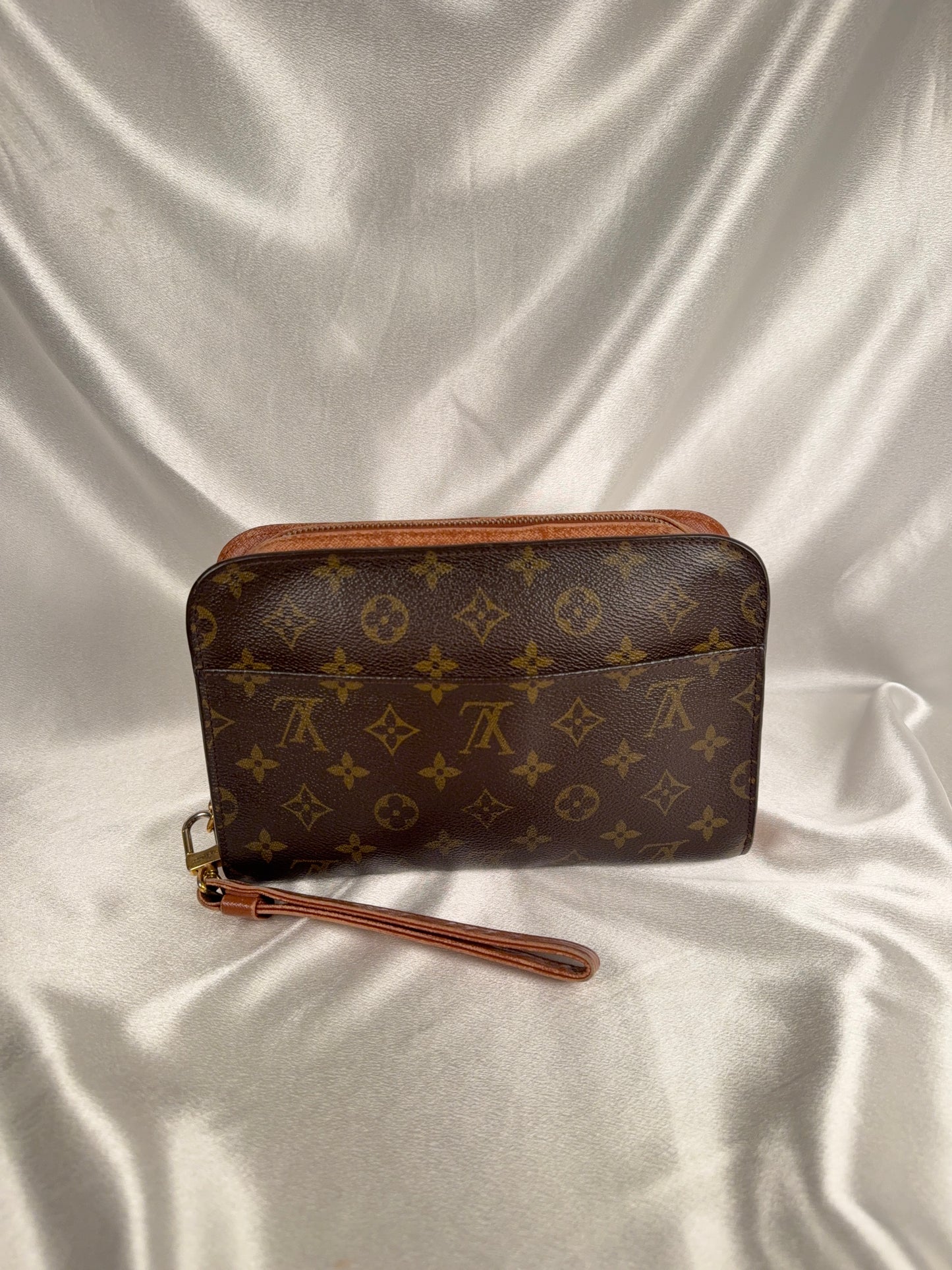 Louis Vuitton Orsay monogram clutch