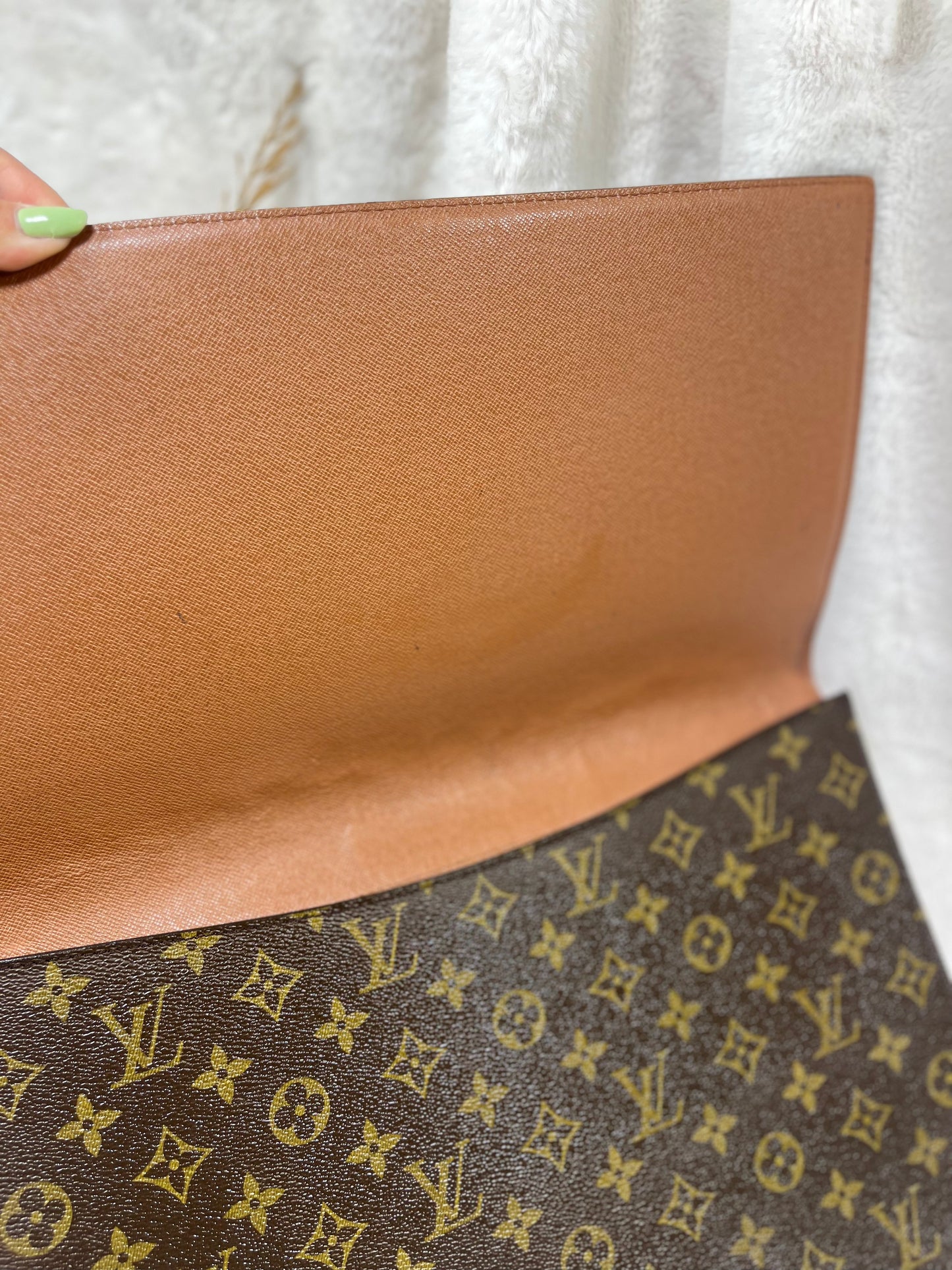 Authentic pre-owned Louis Vuitton porte envelope clutch laptop holder