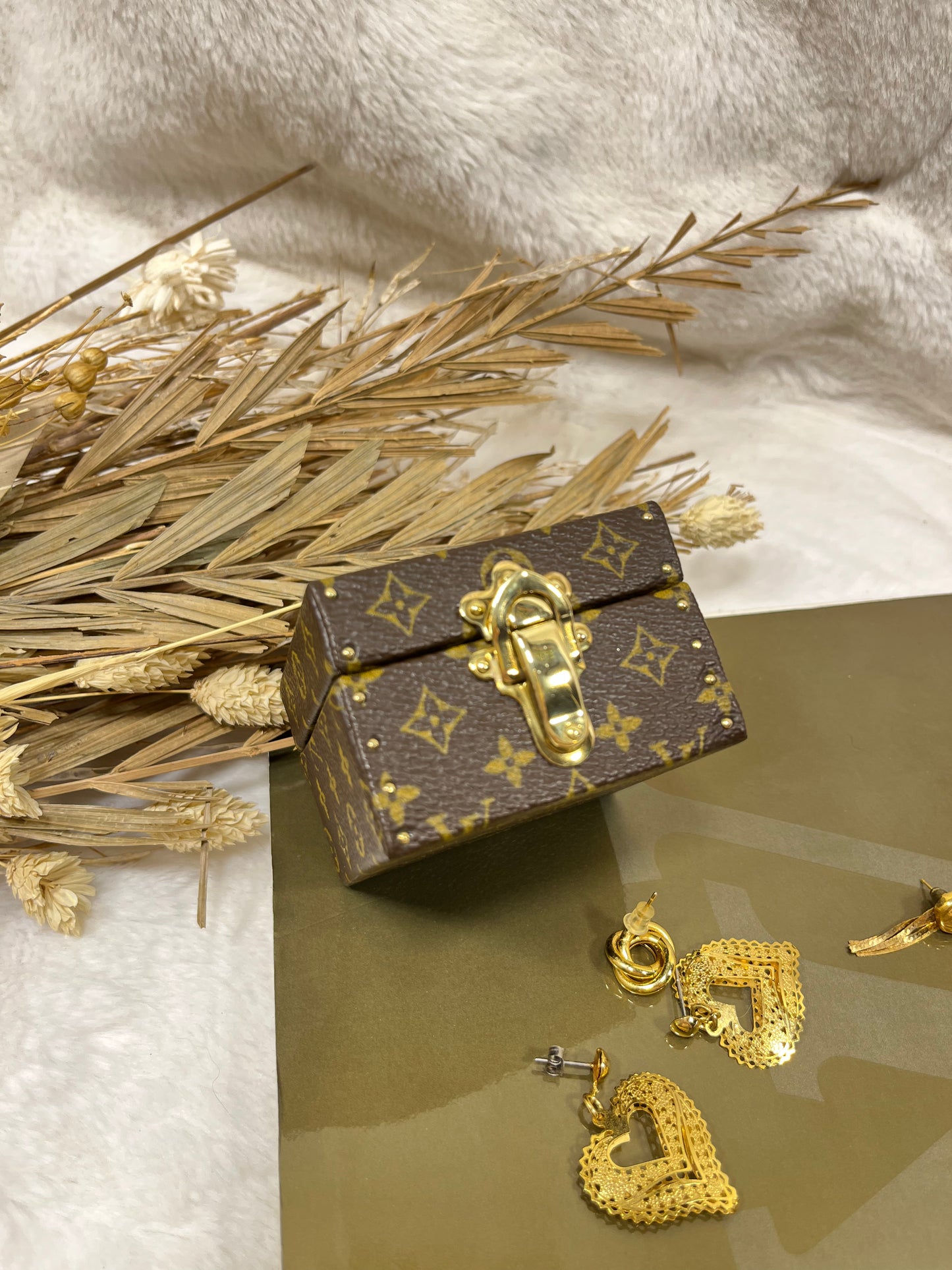 Authentic pre-owned Louis Vuitton Eccrine Declaration mini trunk jewelry box
