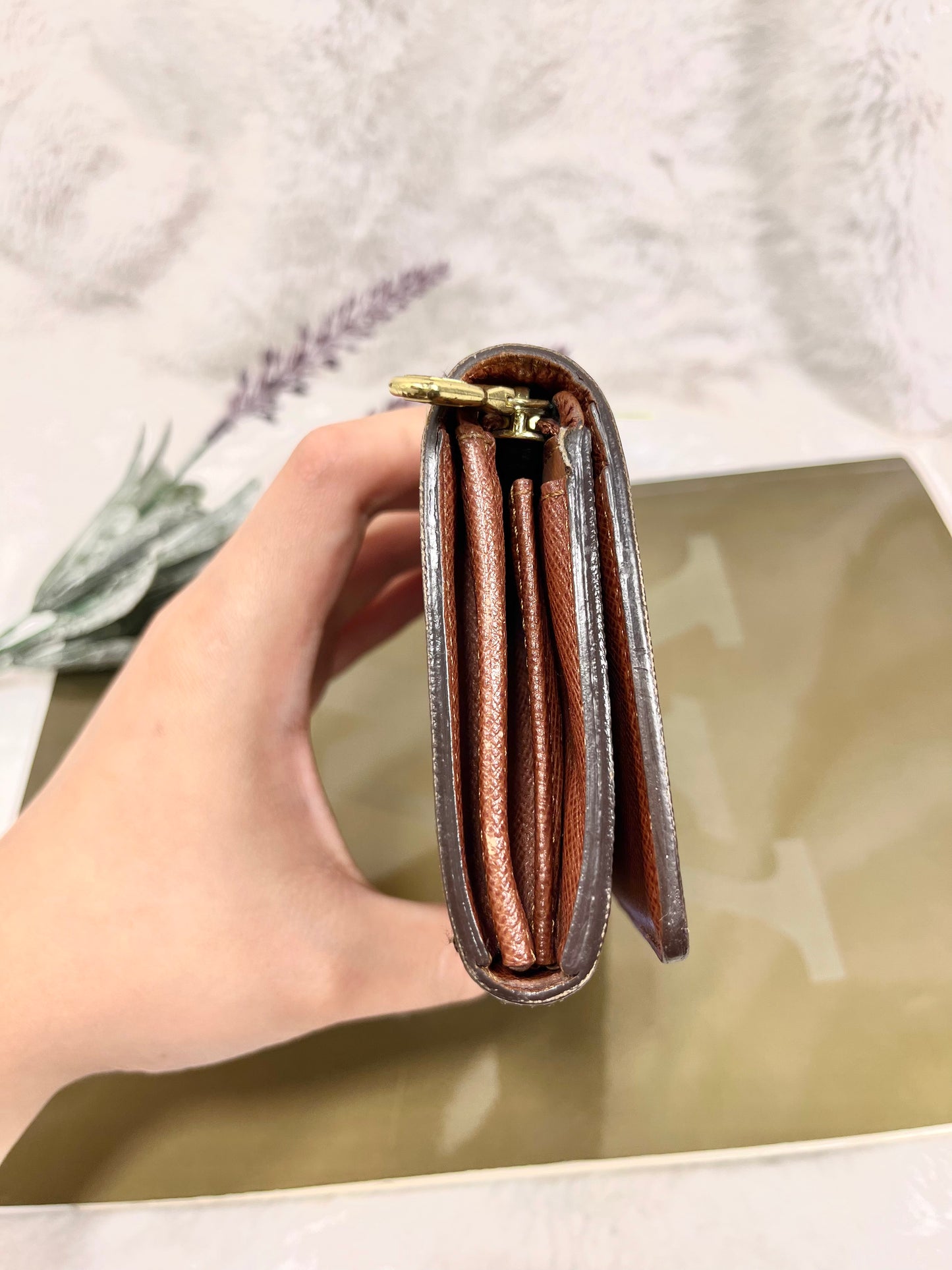 Authentic pre-owned Louis Vuitton compact Tresor zippy wallet