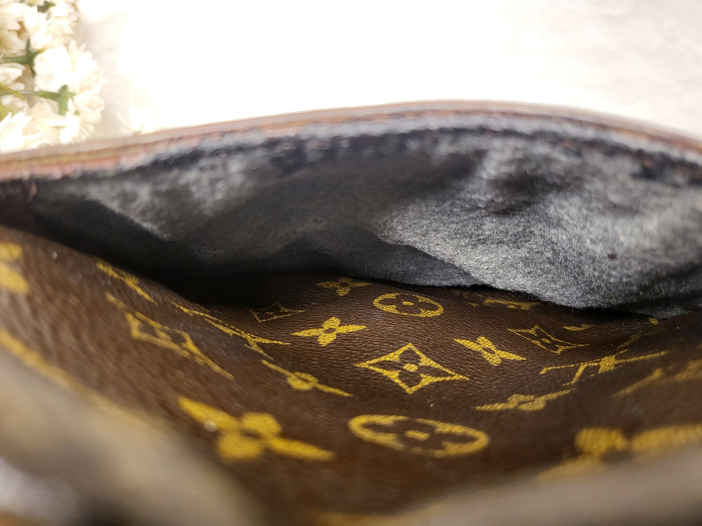 Authentic pre-owned Louis Vuitton Danube pm crossbody shoulder bag