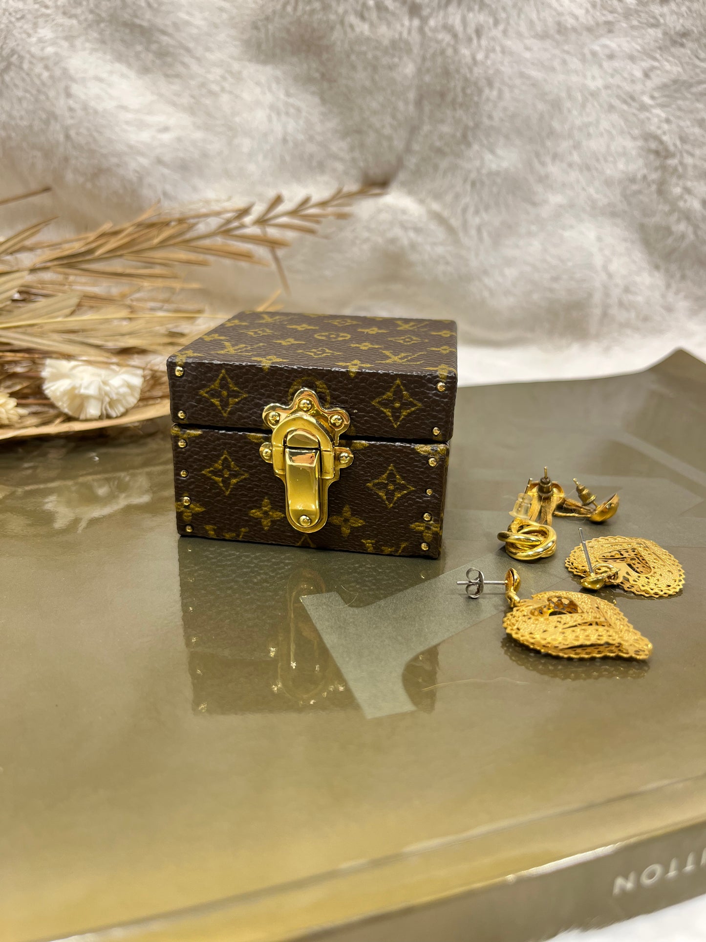 Authentic pre-owned Louis Vuitton Eccrine Declaration mini trunk jewelry box