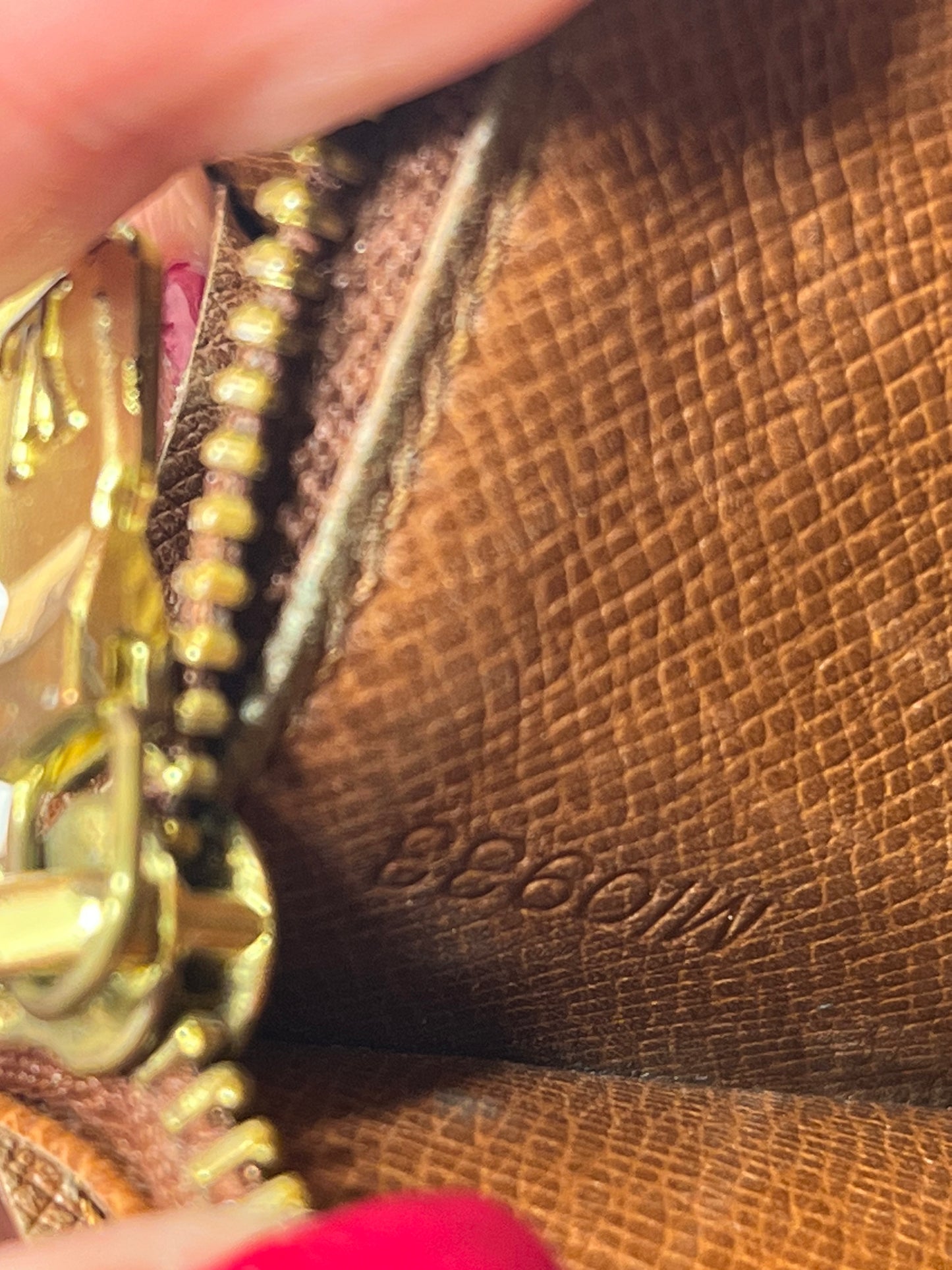 Authentic pre-owned Louis Vuitton Sarah wallet
