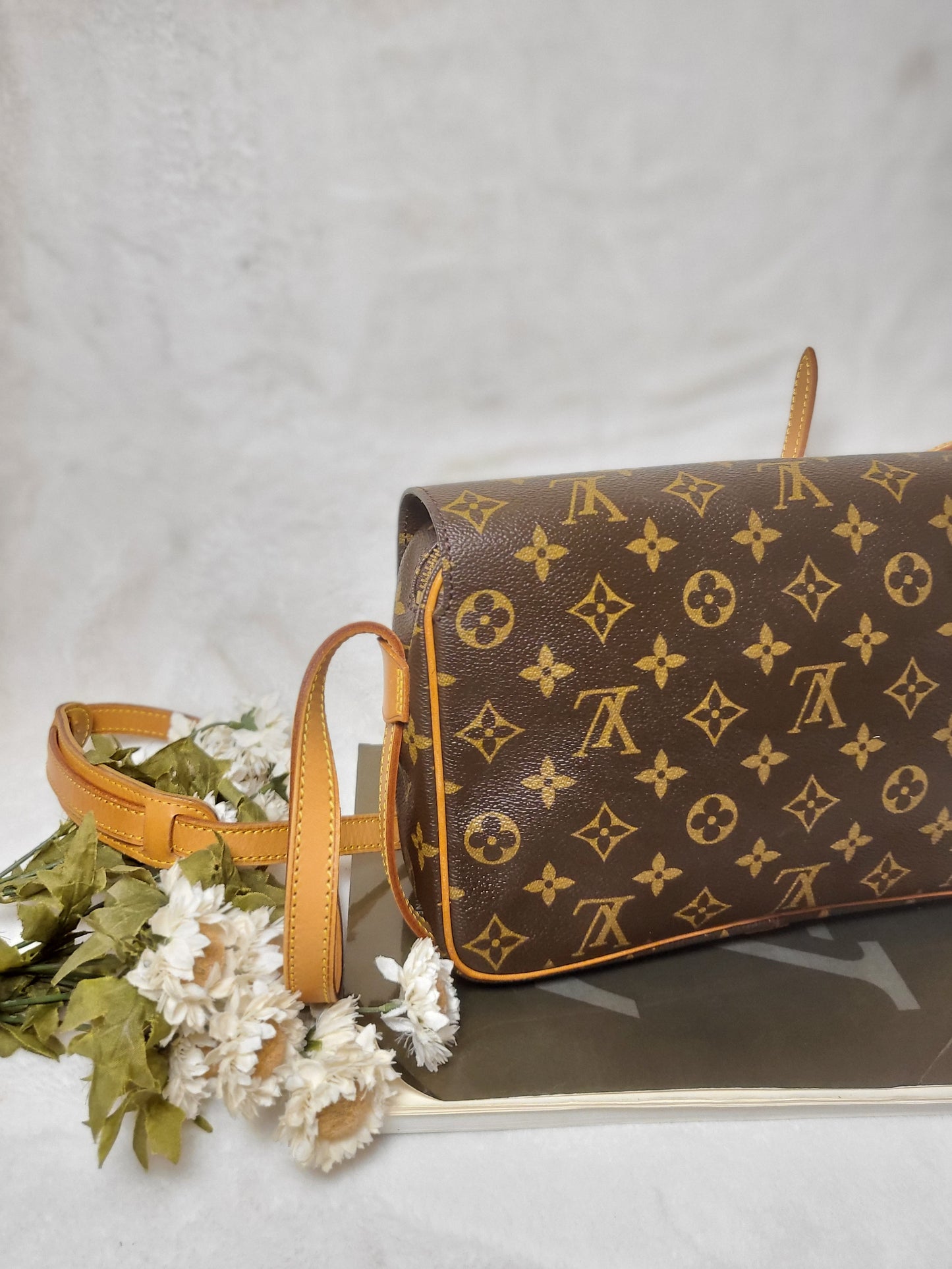 Authentic pre-owned Louis Vuitton Saint Germain