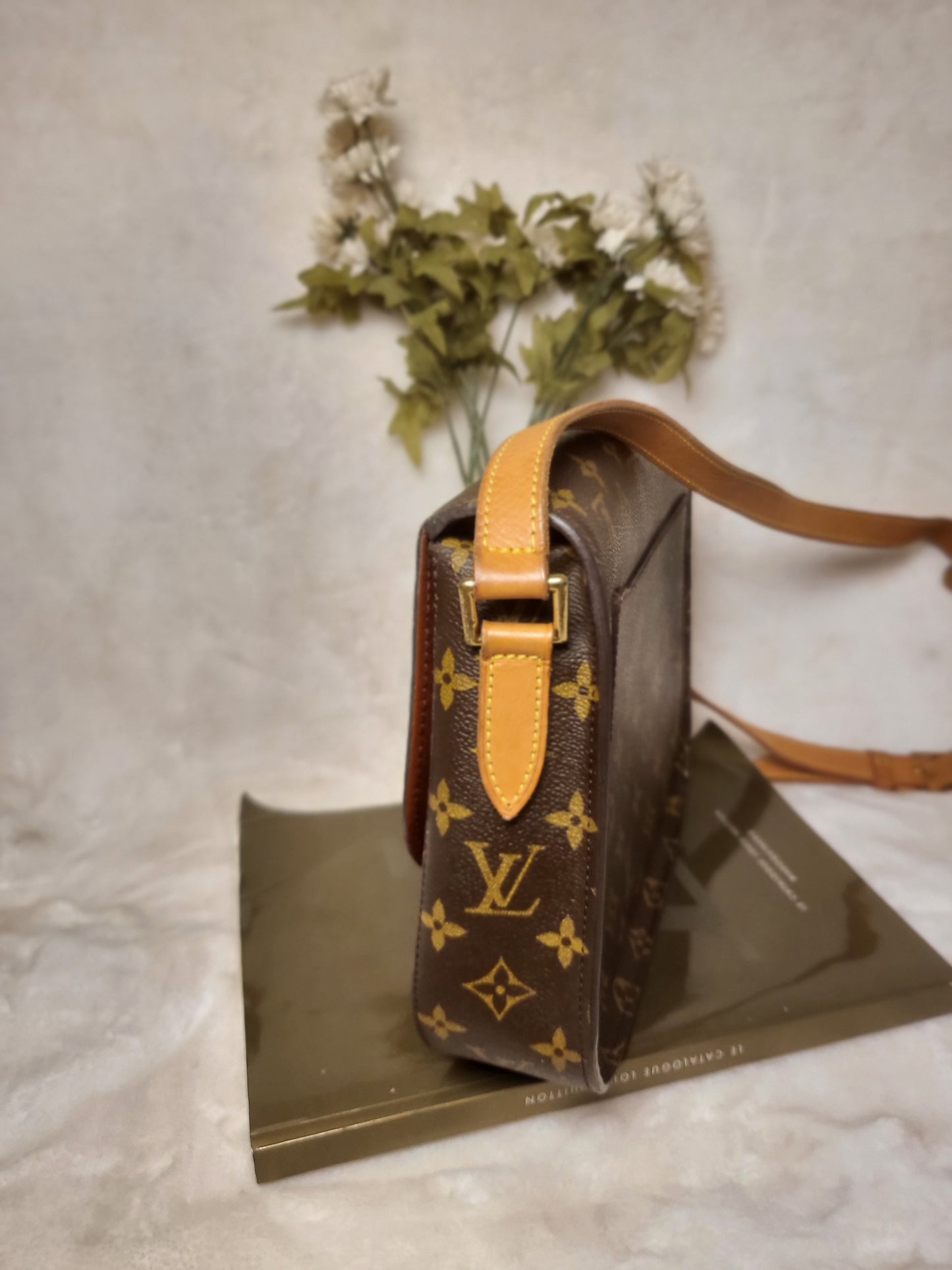 Authentic pre-owned Louis Vuitton Saint Cloud GM crossbody shoulder bag