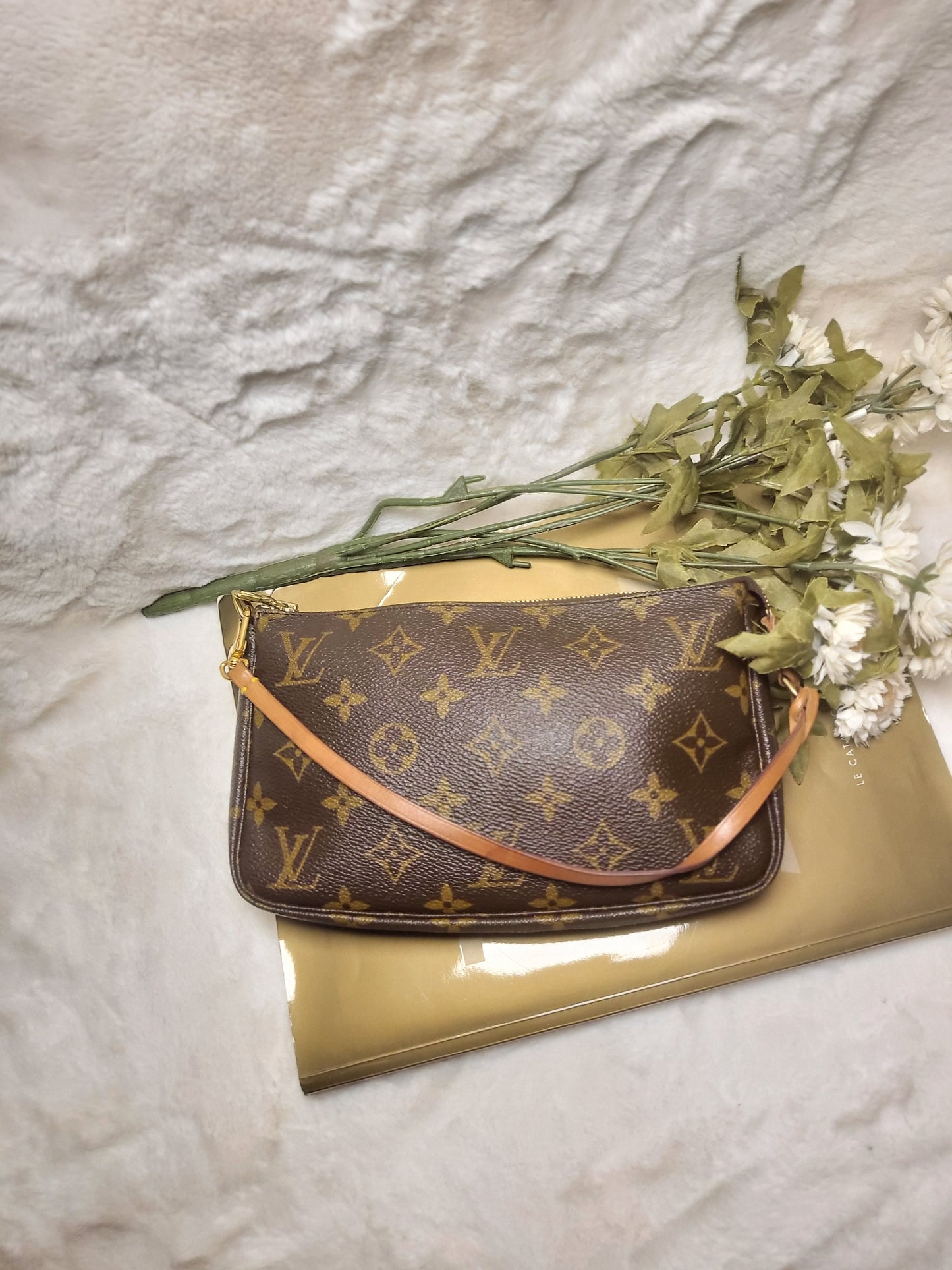 Authentic pre-owned Louis Vuitton Pochette accessories