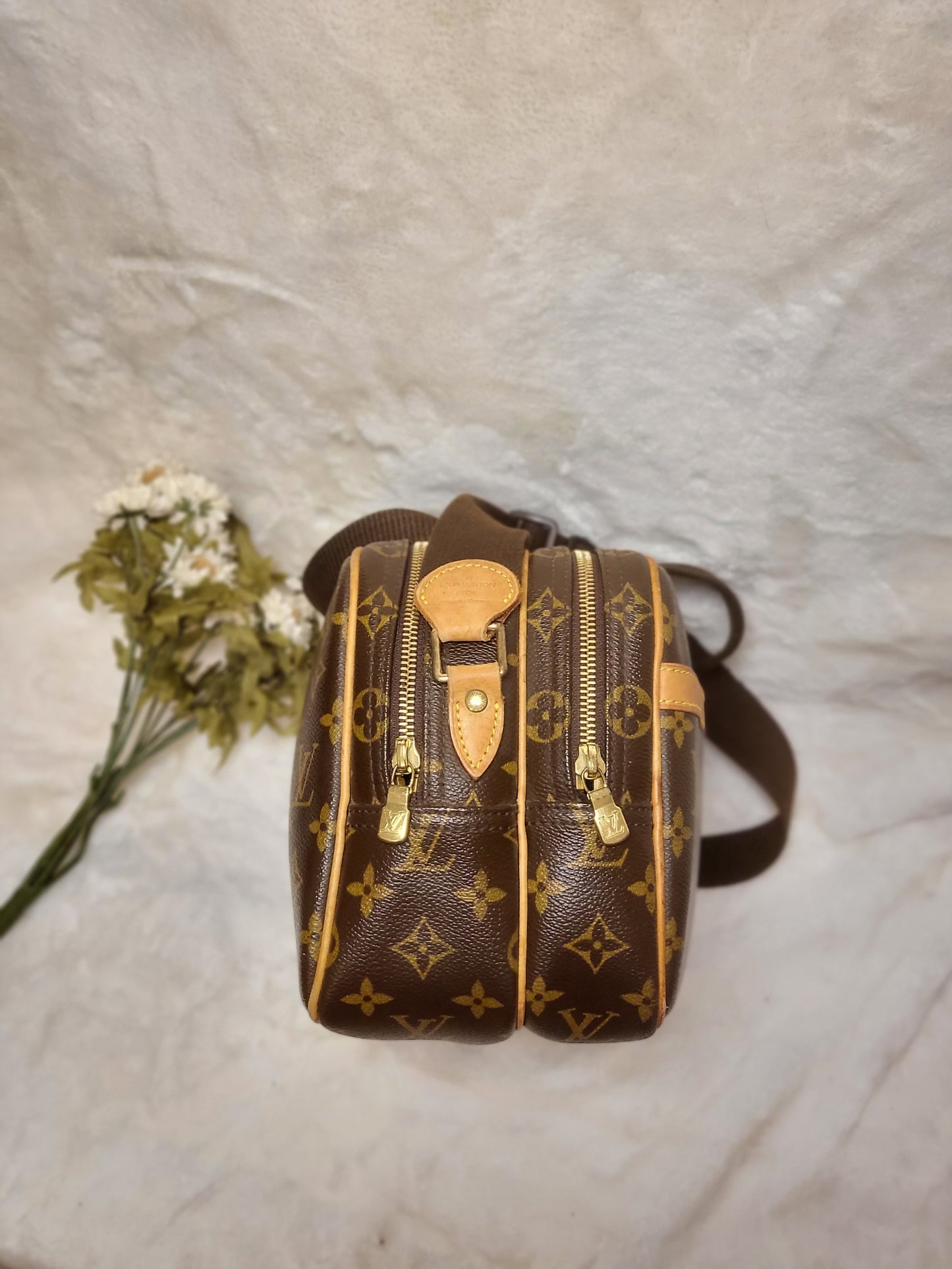 Authentic pre-owned Louis Vuitton Reporter pm crossbody shoulder bag