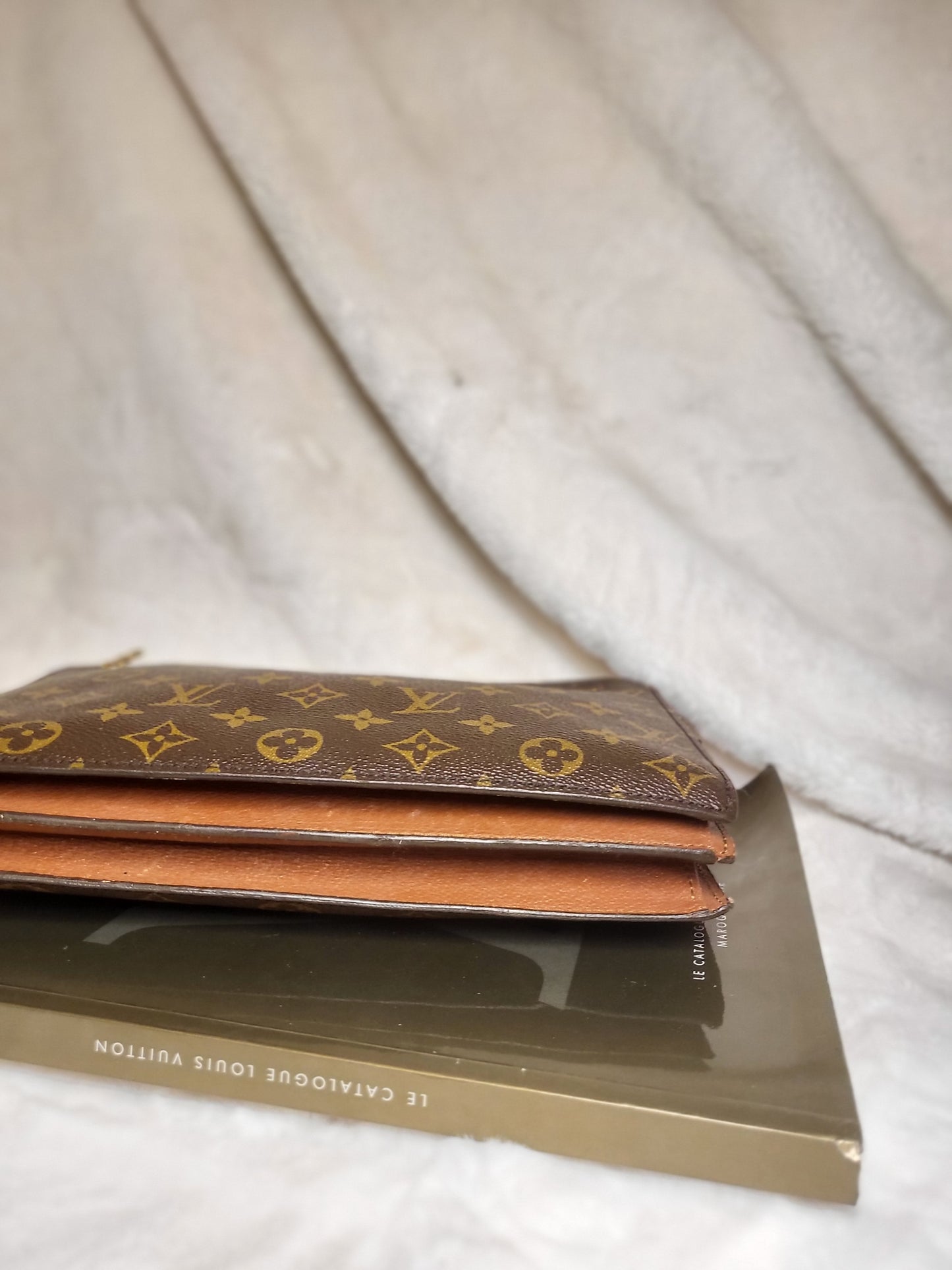 Authentic pre-owned Louis Vuitton Enghien monogram crossbody shoulder bag