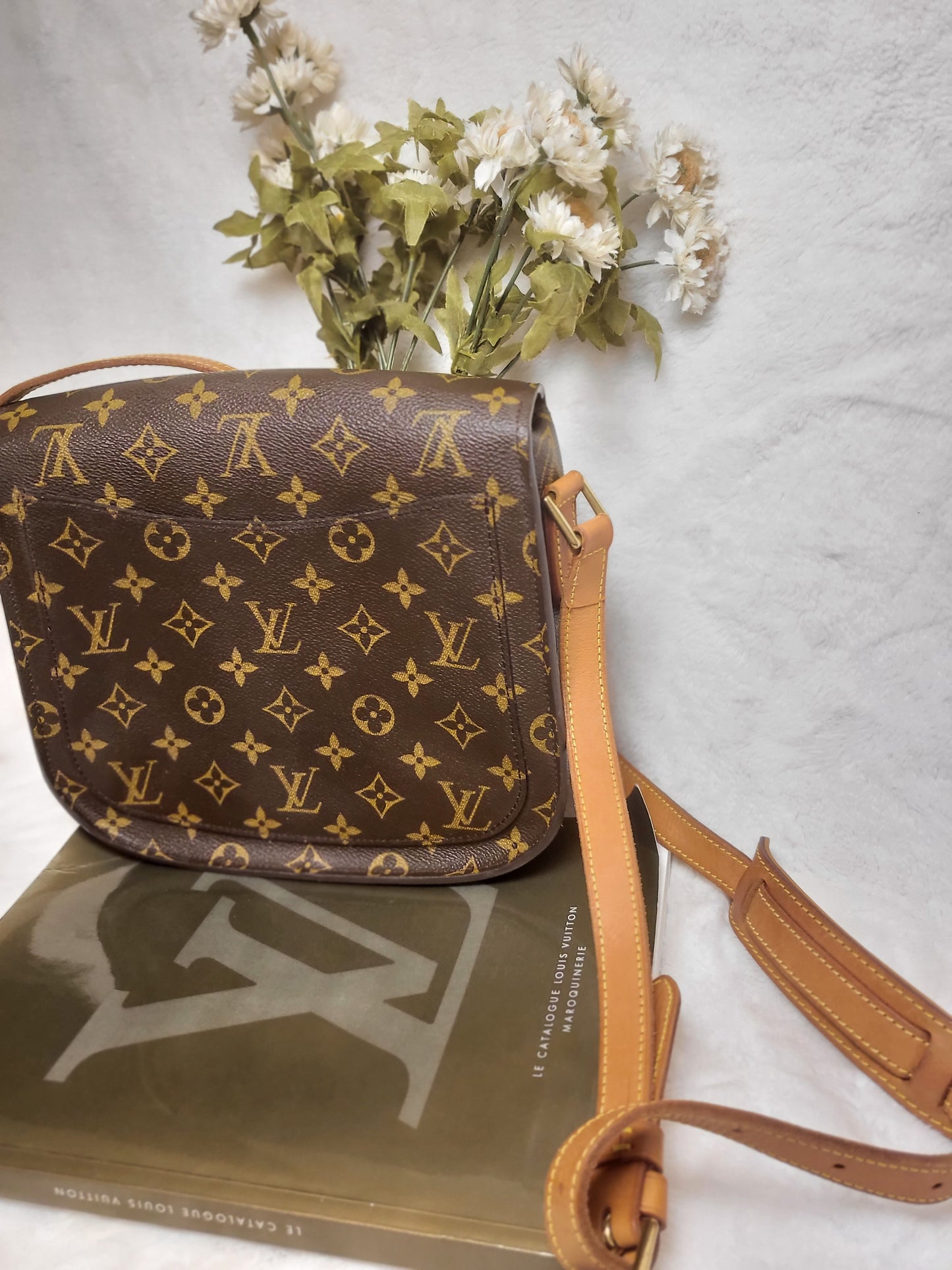 Authentic pre-owned Louis Vuitton Saint Cloud GM crossbody shoulder bag