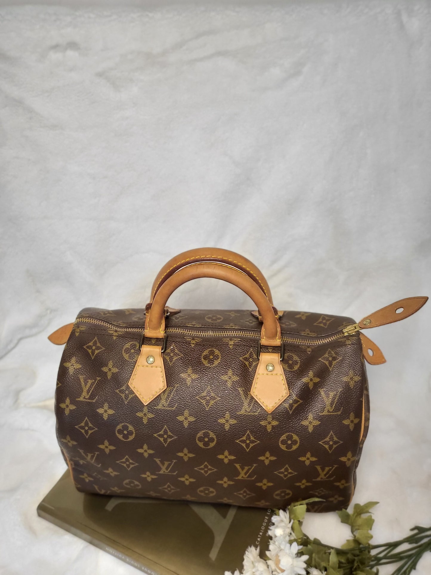 Authentic pre-owned Louis Vuitton speedy 30