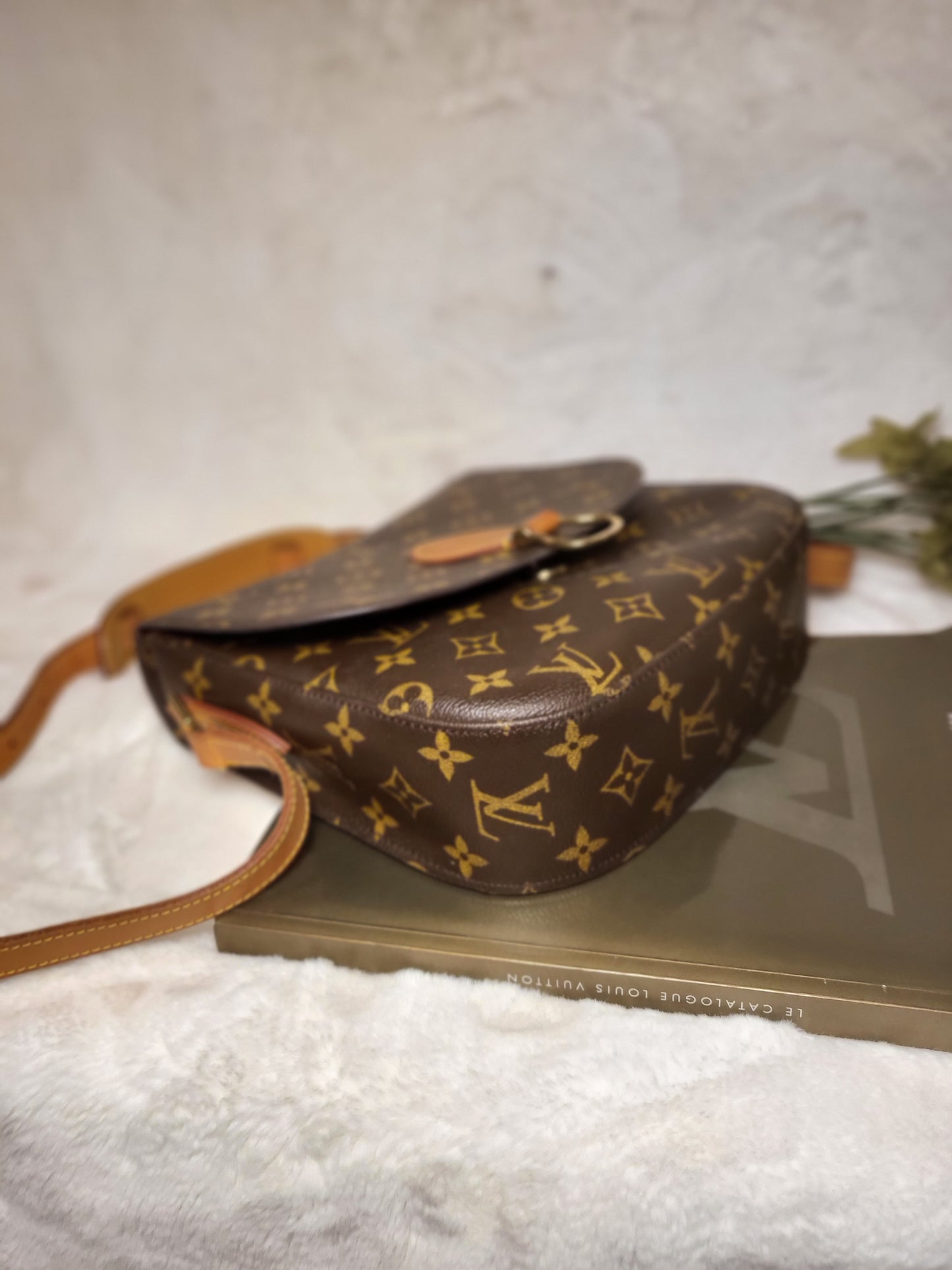 Authentic pre-owned Louis Vuitton Saint Cloud GM crossbody shoulder bag