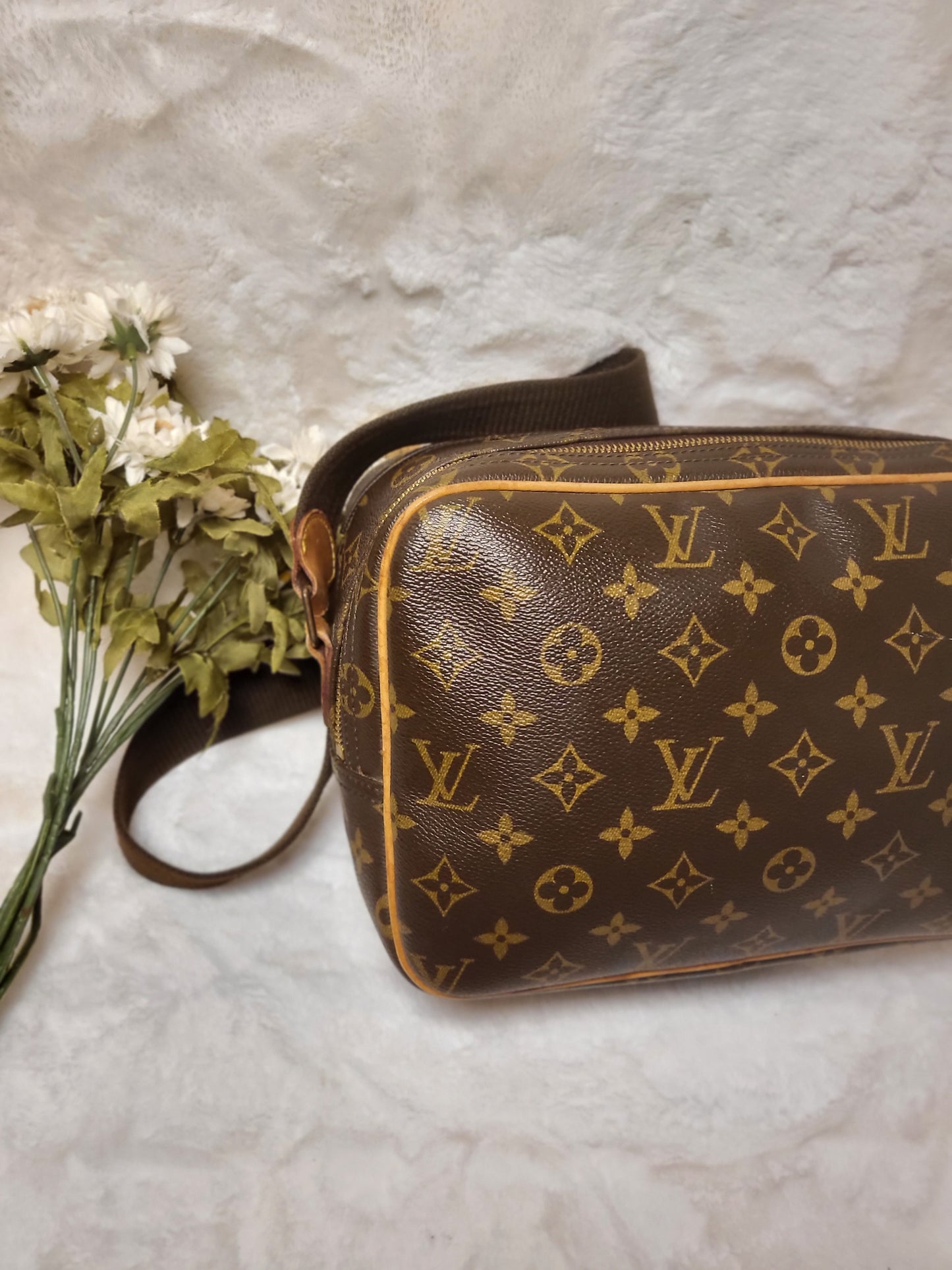 Authentic pre-owned Louis Vuitton Reporter pm crossbody shoulder bag