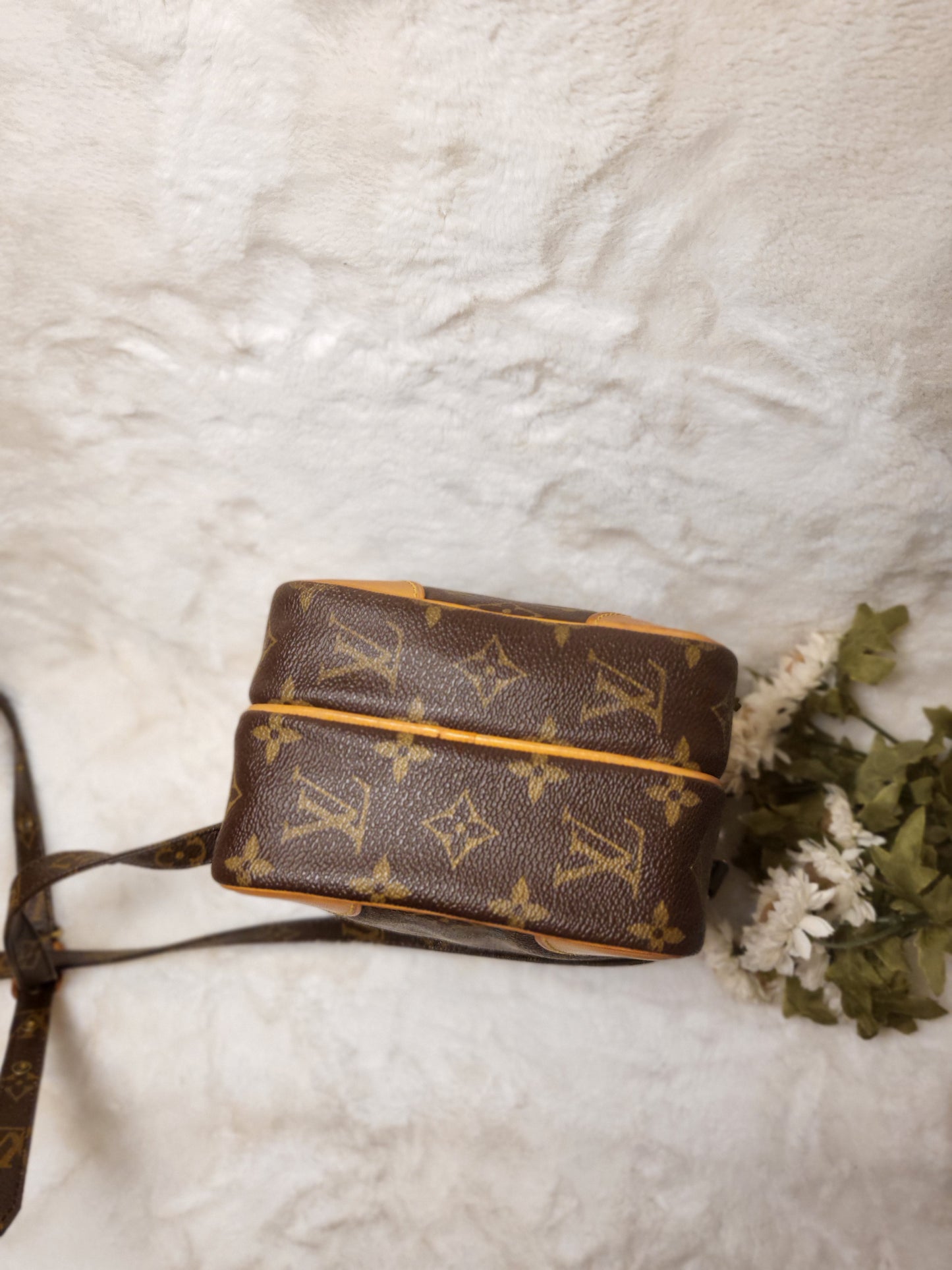Authentic pre-owned Louis Vuitton Amazone pm crossbody shoulder bag