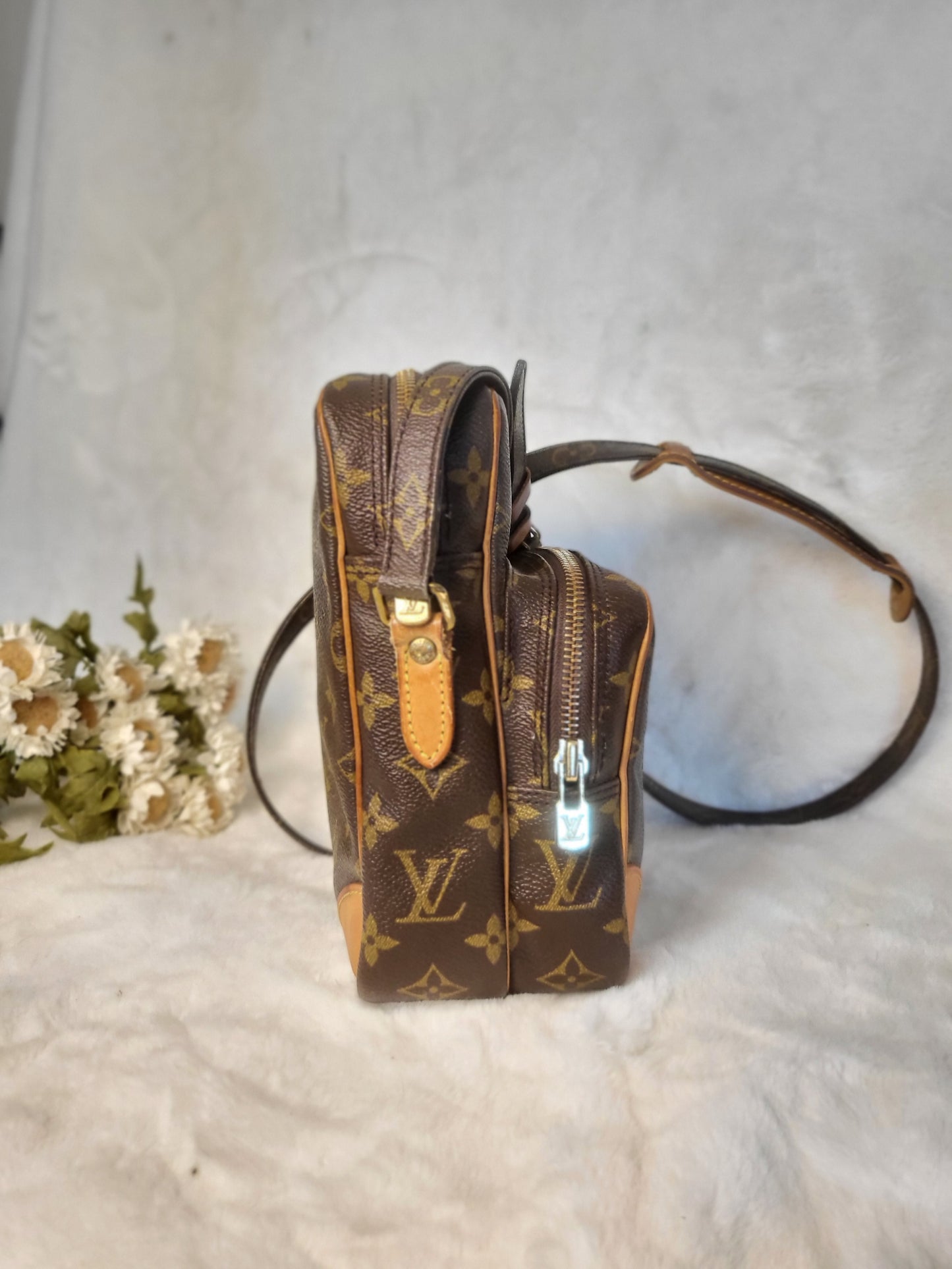 Authentic pre-owned Louis Vuitton amazone pm crossbody shoulder bag