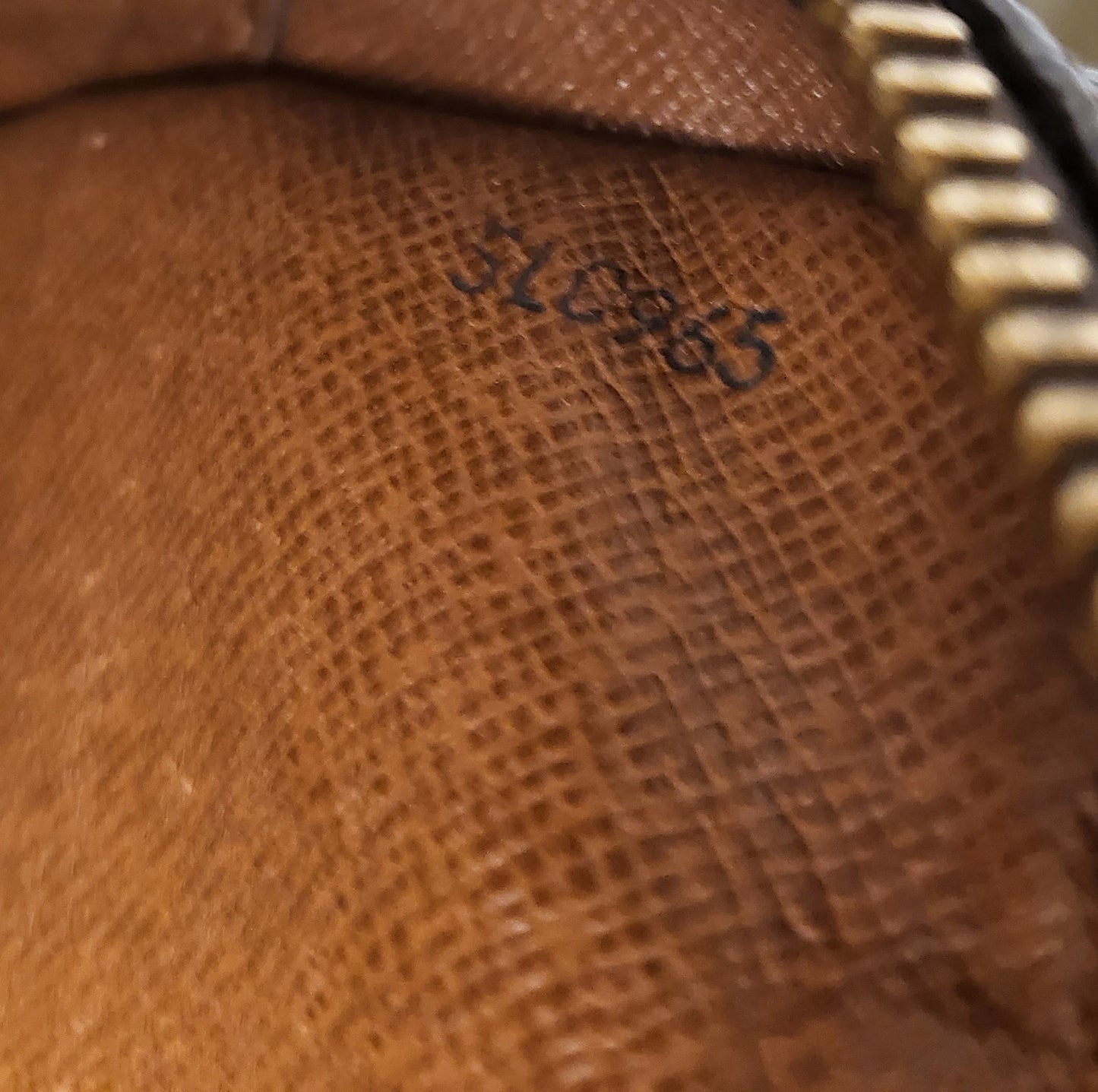 Louis Vuitton Danube pm crossbody shoulder bag