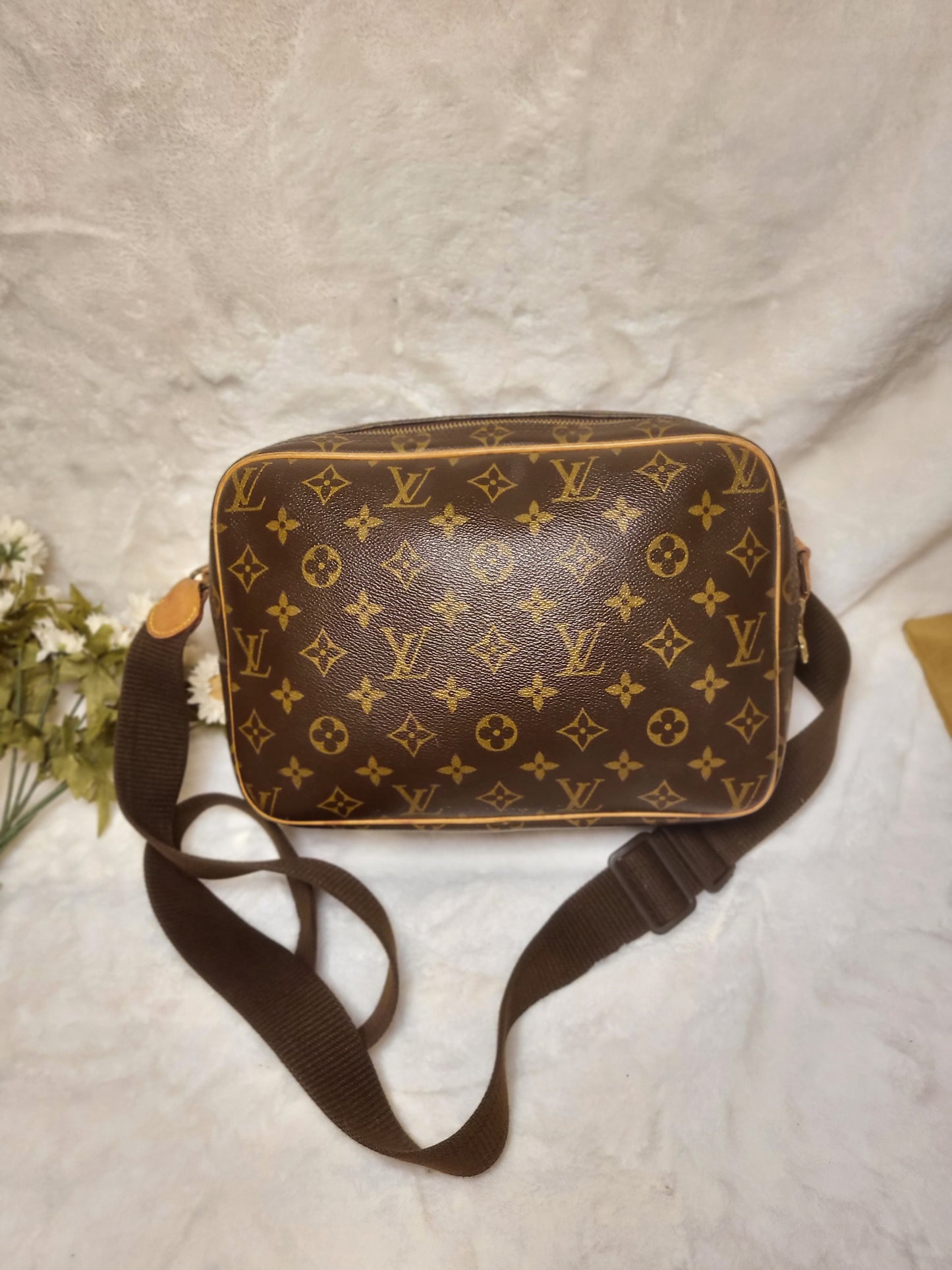 Authentic pre-owned Louis Vuitton Reporter pm crossbody shoulder bag
