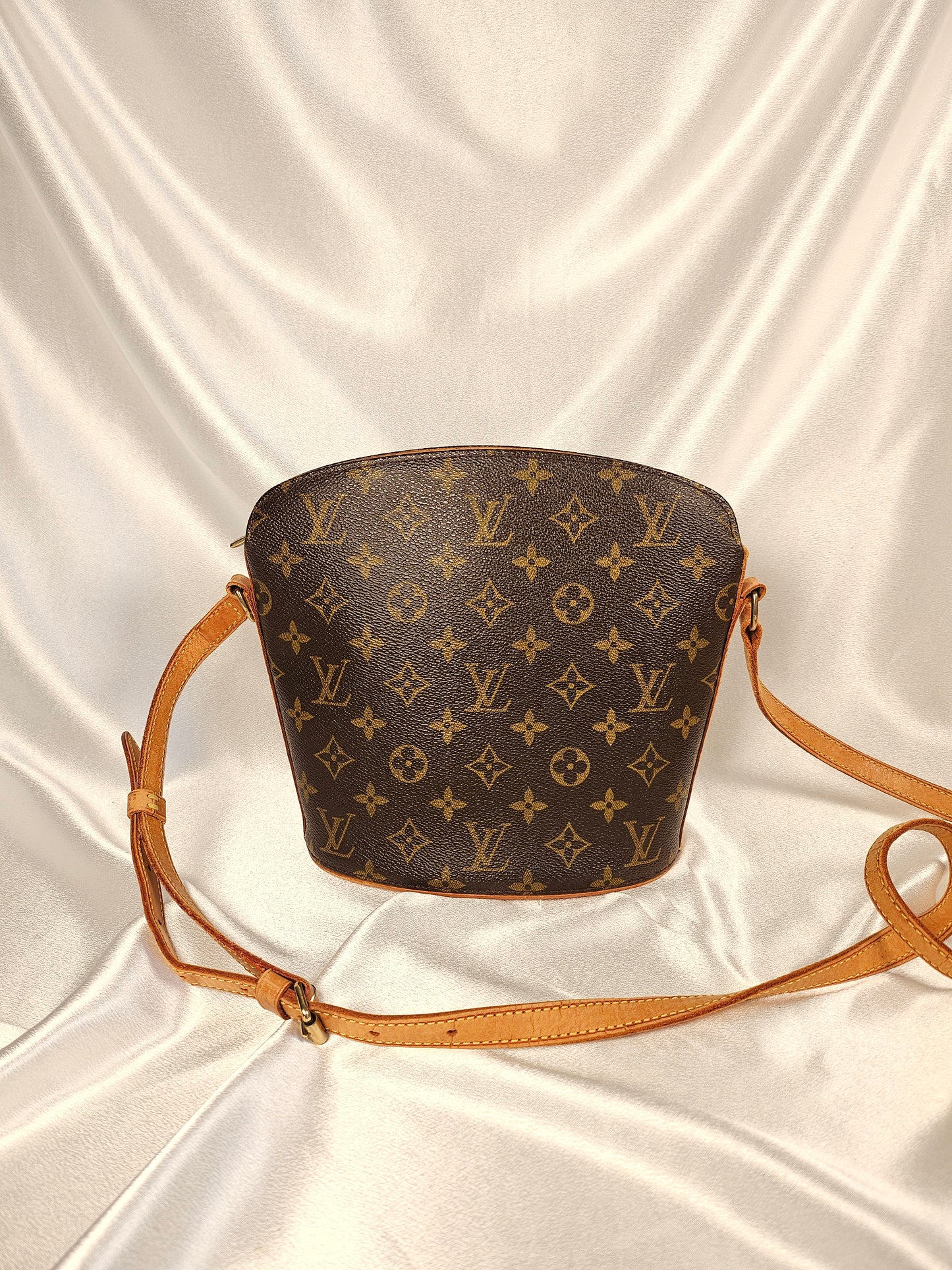Louis Vuitton Drouot crossbody bag