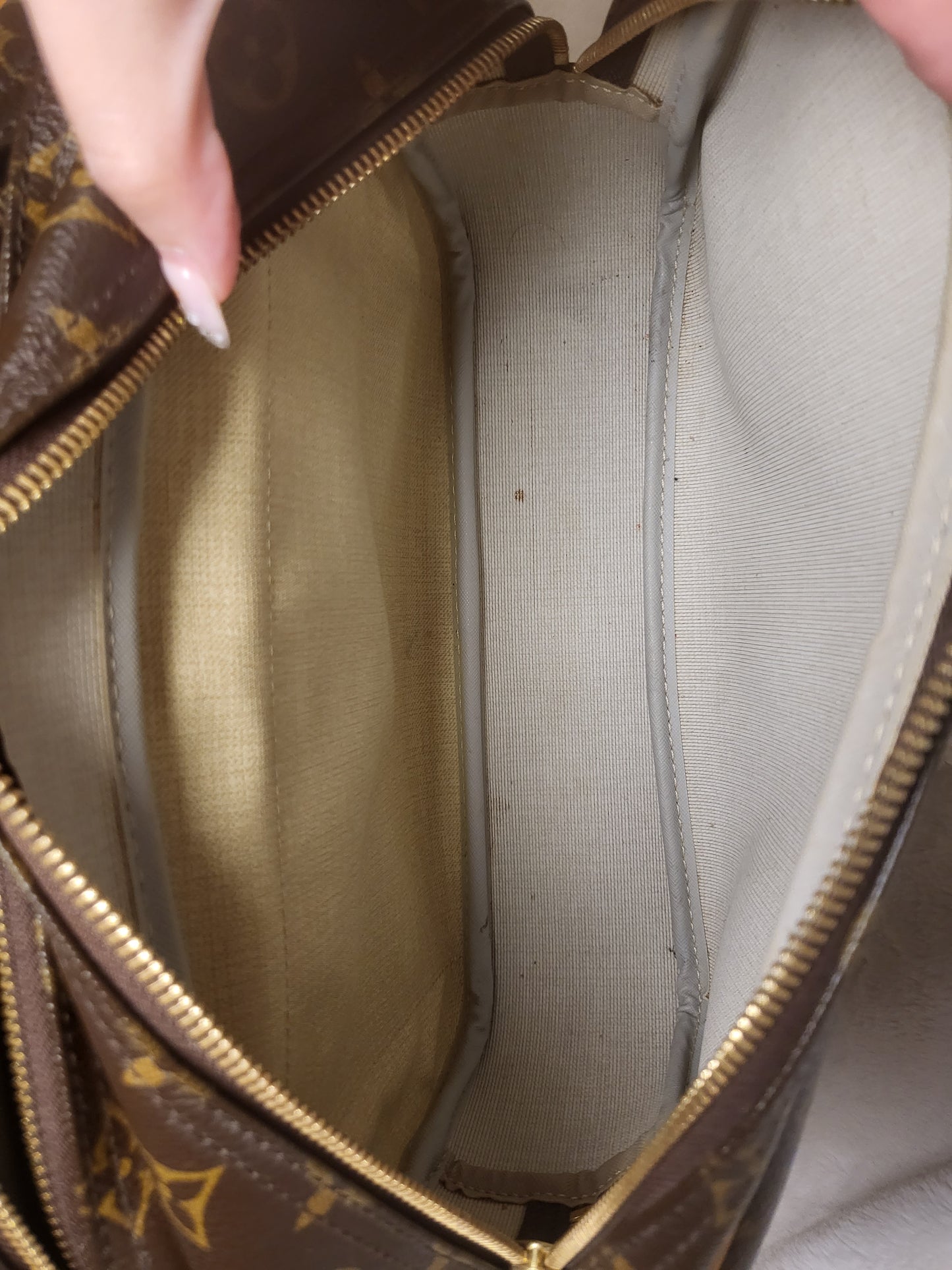 Authentic pre-owned Louis Vuitton Reporter pm crossbody shoulder bag