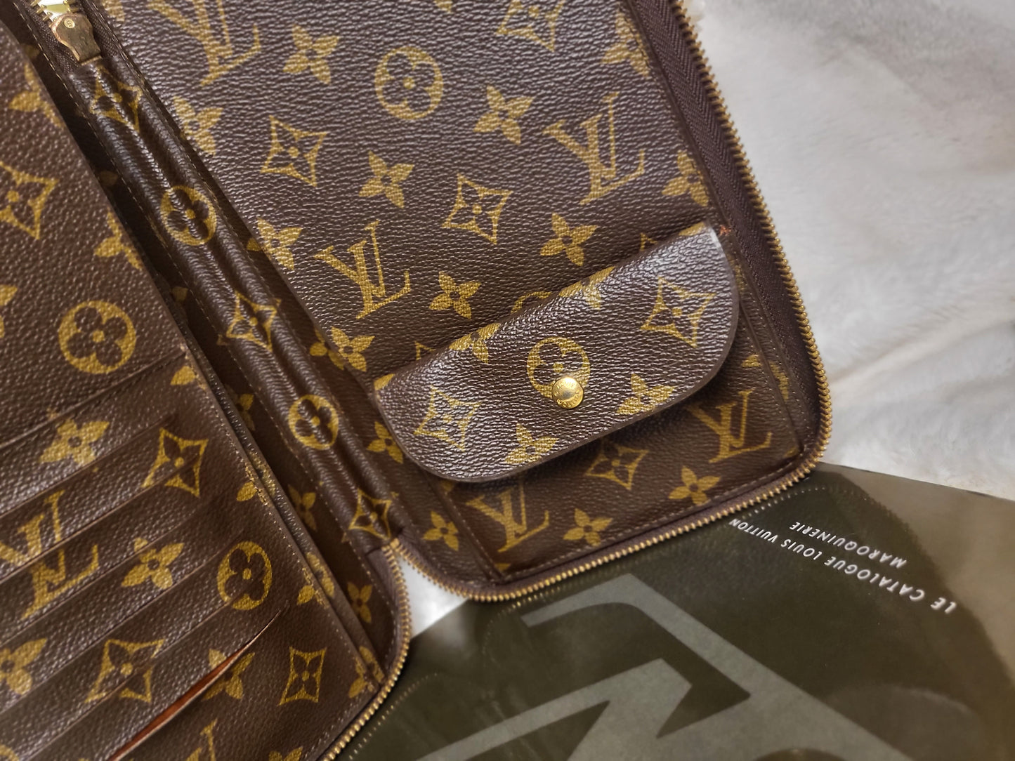 Authentic pre-owned Louis Vuitton de Voyage travel organizer