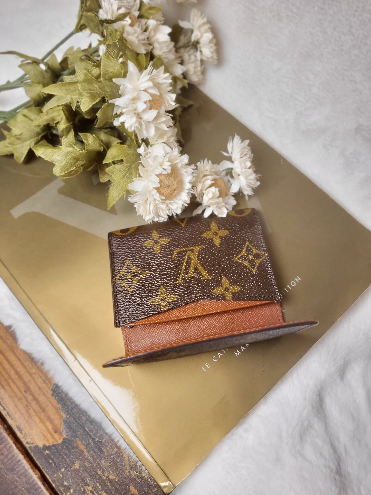 Authentic pre-owned Louis Vuitton Cartes de visite card holder