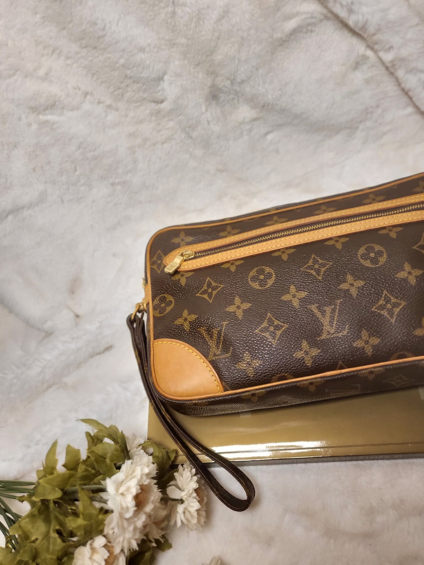 Authentic pre-owned Louis Vuitton Marly Dragonne clutch