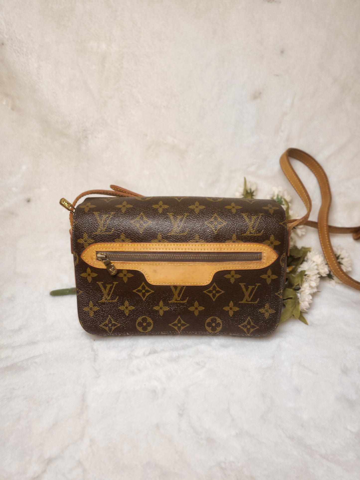 Authentic pre-owned Louis Vuitton Saint Germain 23 crossbody shoulder bag
