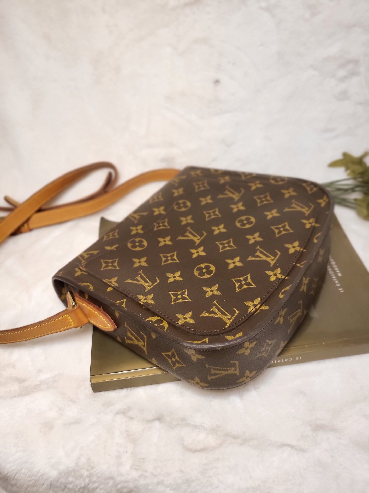 Authentic pre-owned Louis Vuitton Saint Cloud GM crossbody shoulder bag