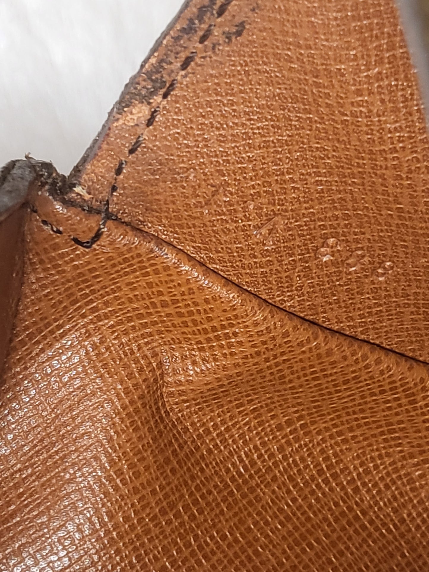 Authentic pre-owned Louis Vuitton Saint Cloud GM crossbody shoulder bag
