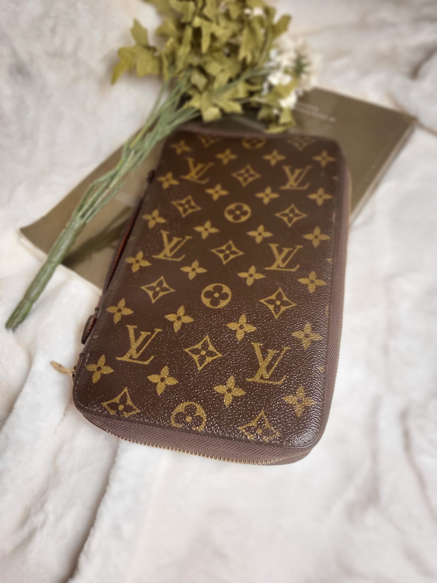 Authentic pre-owned Louis Vuitton de Voyage travel organizer