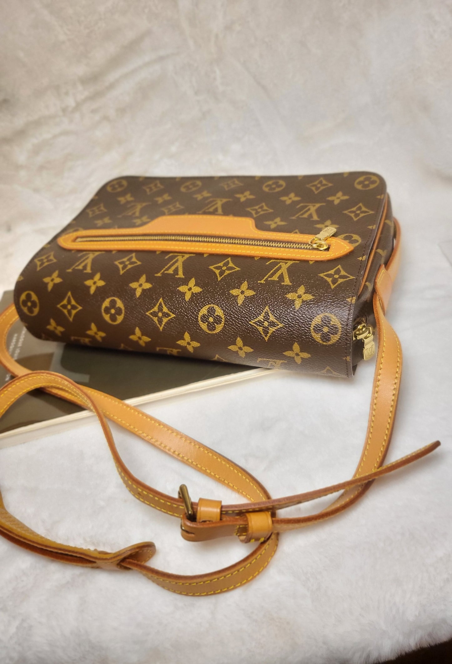 Authentic pre-owned Louis Vuitton Saint Germain