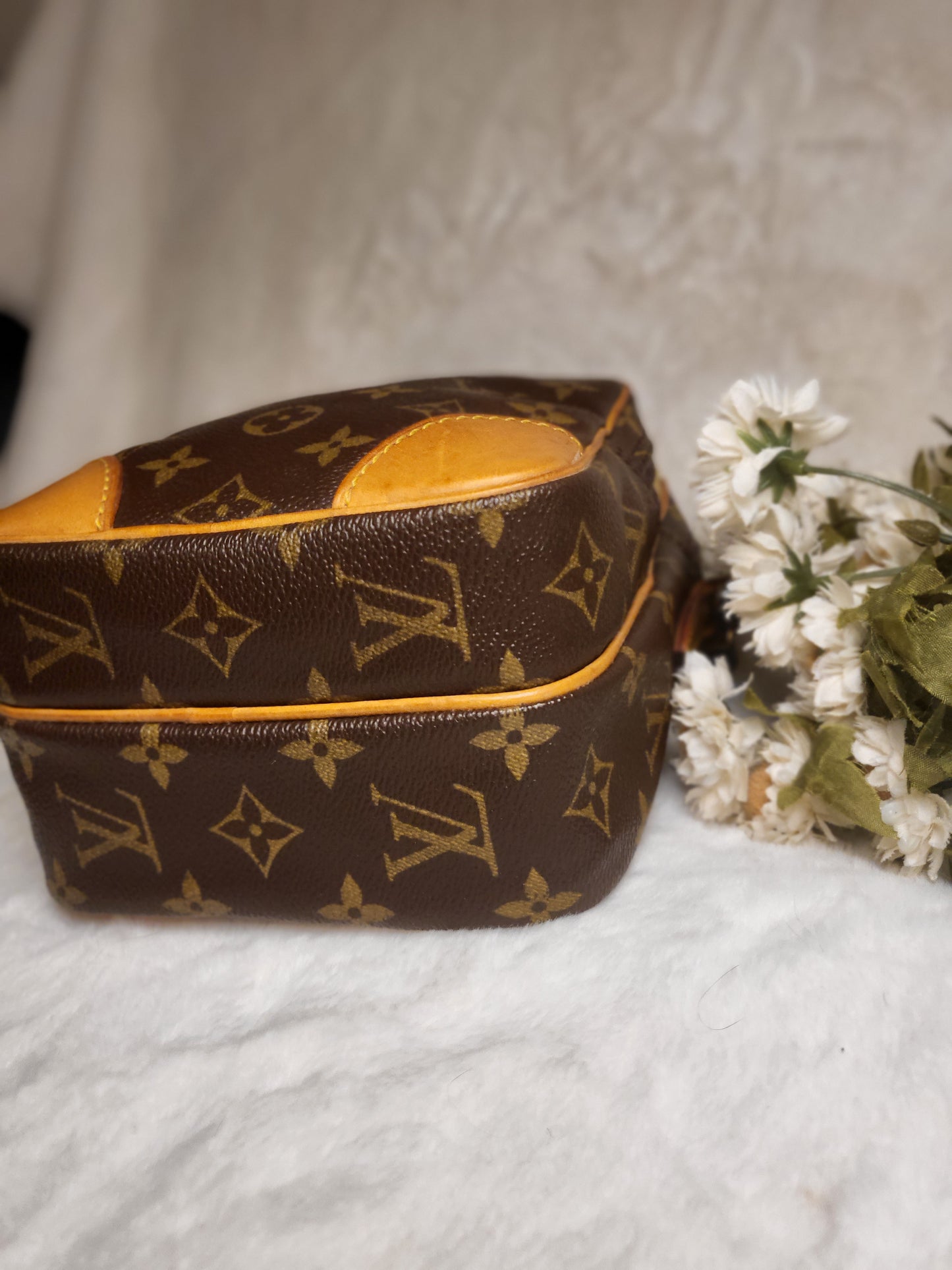 Authentic pre-owned Louis Vuitton Amazone pm crossbody shoulder bag