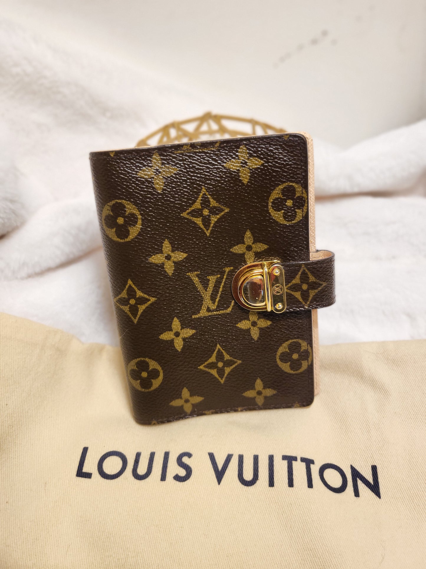 Authentic pre-owned Louis Vuitton Koala agenda pm