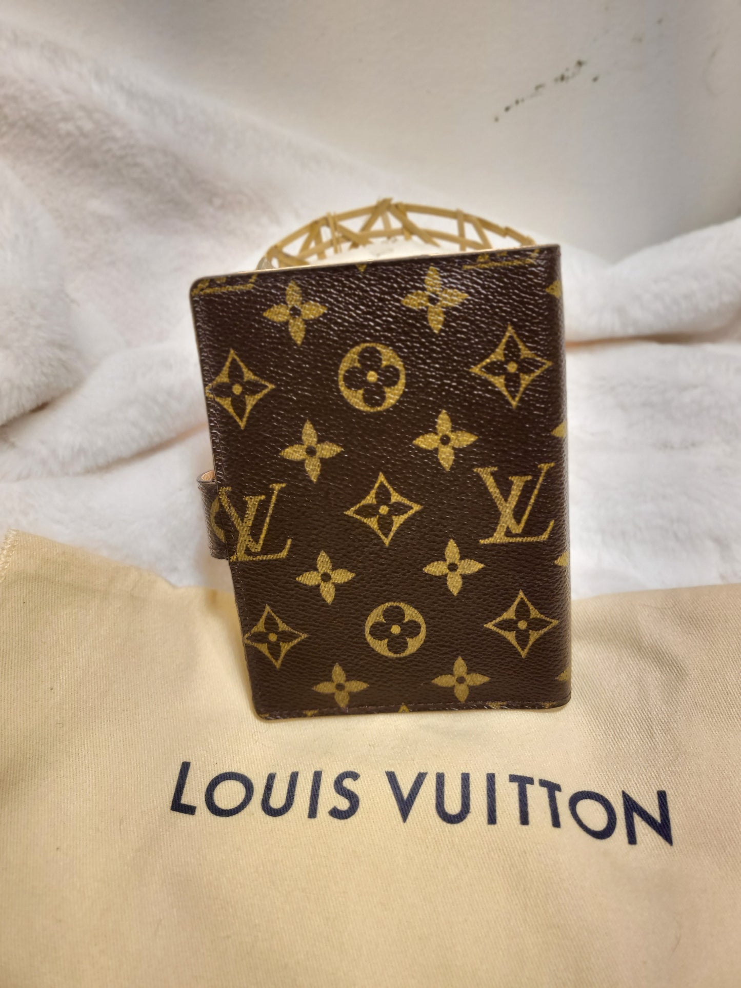 Authentic pre-owned Louis Vuitton Koala agenda pm