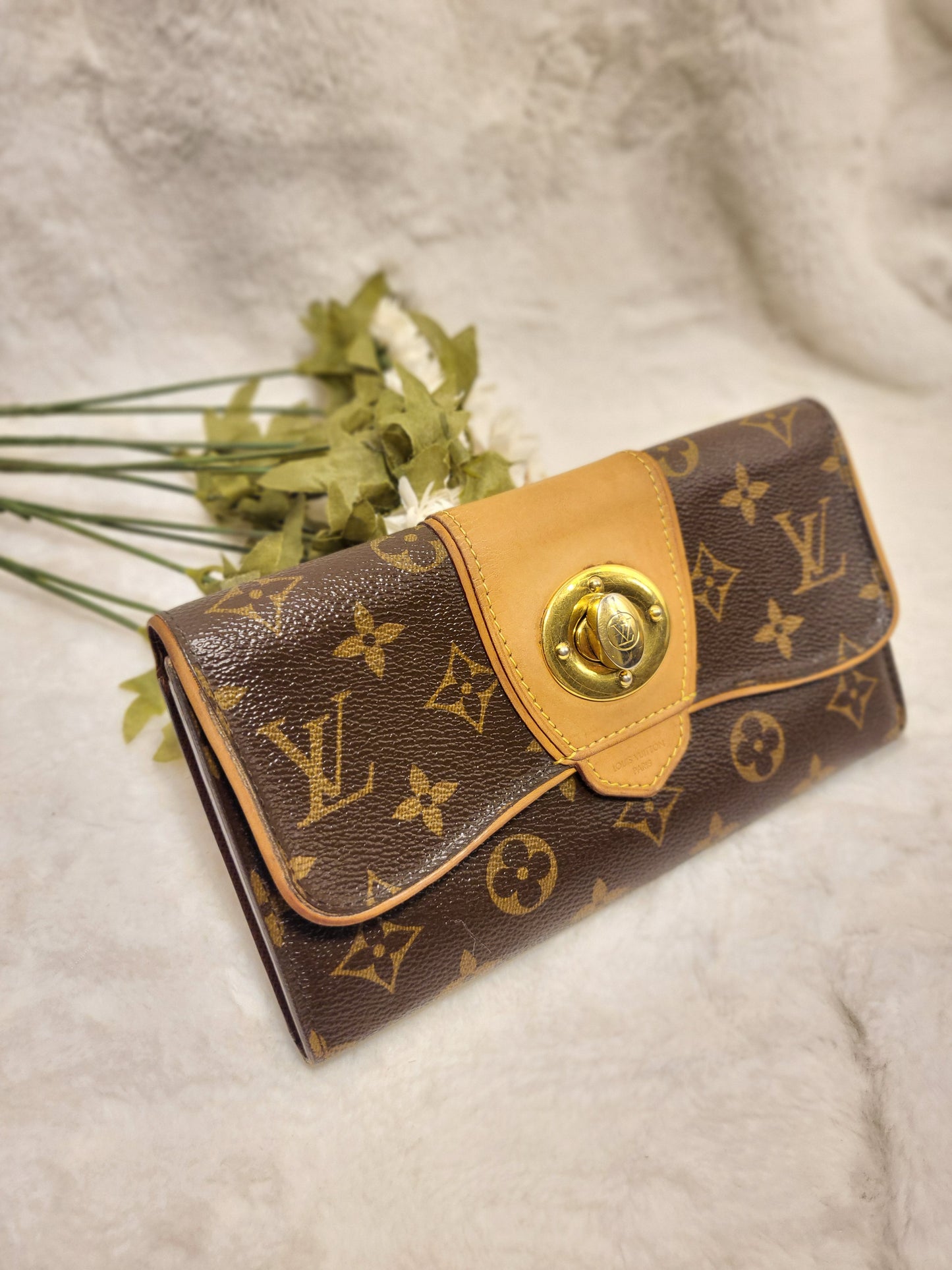 Authentic pre-owned Louis Vuitton boetie long wallet