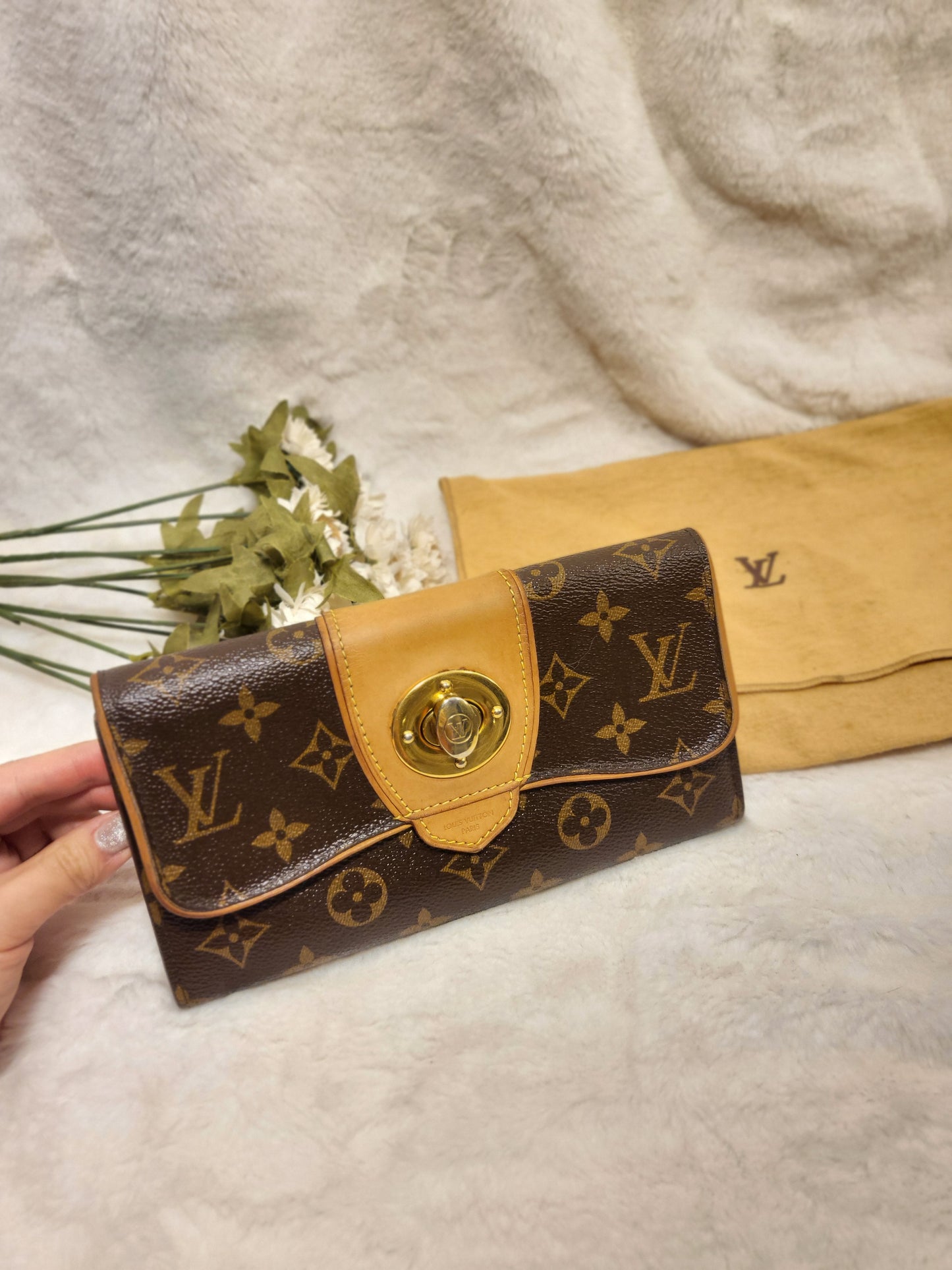 Authentic pre-owned Louis Vuitton boetie long wallet