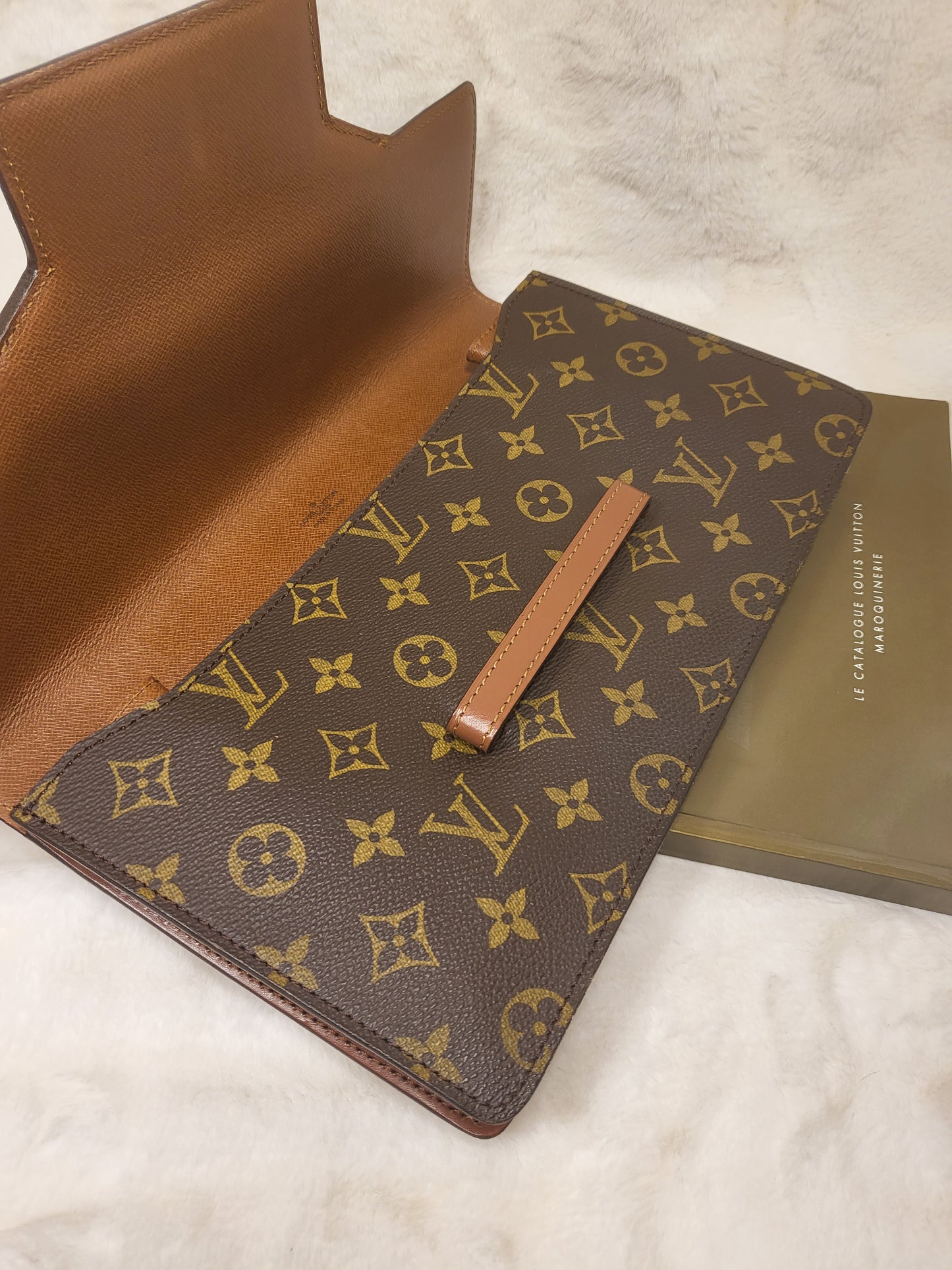 Authentic pre-owned Louis Vuitton chaillot clutch