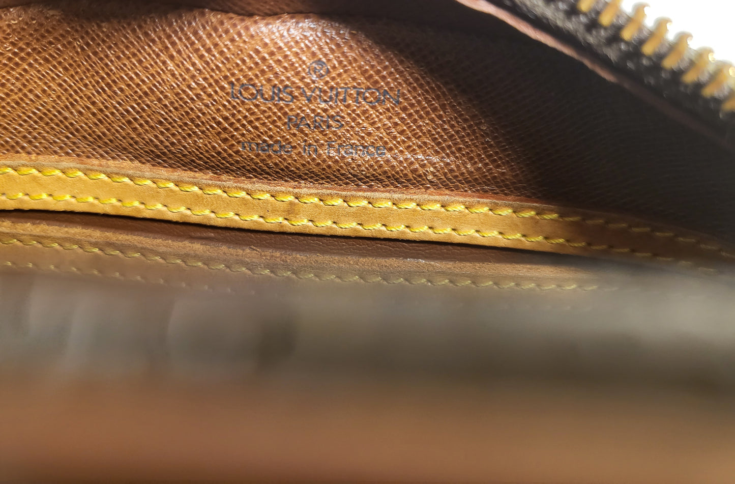Authentic pre-owned Louis Vuitton Blois crossbody shoulder bag