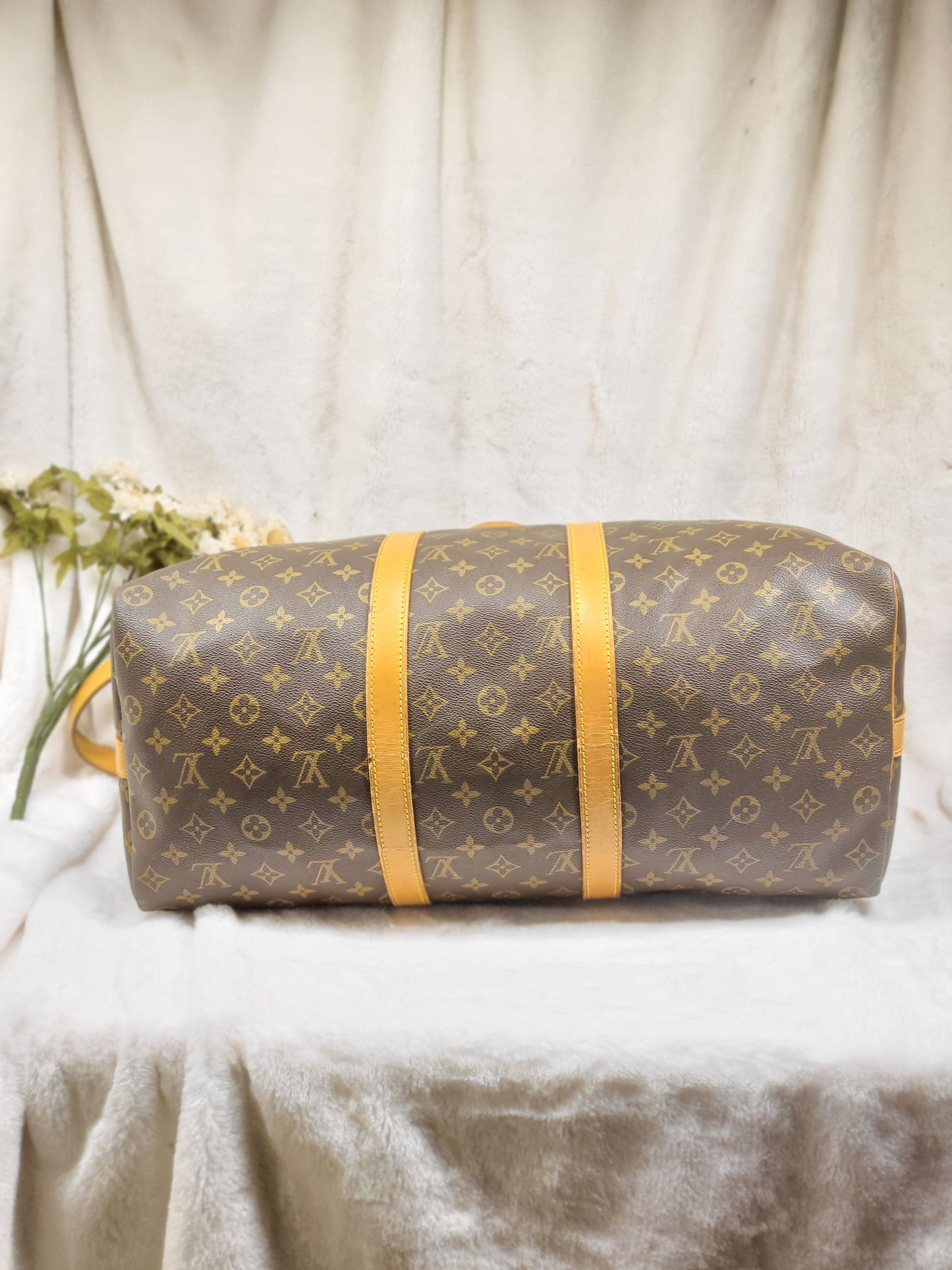 Authentic pre-owned Louis Vuitton Keepall 50 bandoliere travel luggage bag