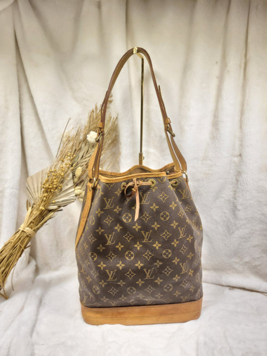 Authentic pre-owned Louis Vuitton Noe gm bucket shoulder bag