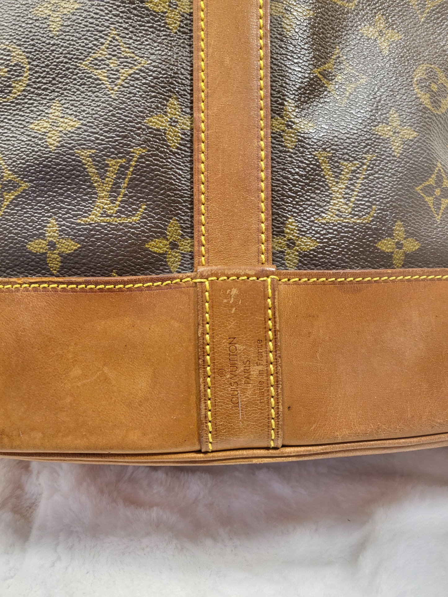 Authentic pre-owned Louis Vuitton Randonnee pm shoulder bag