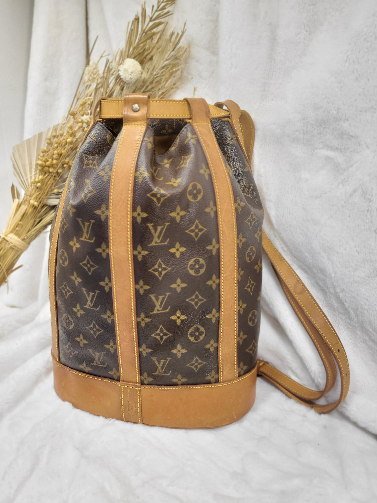Authentic pre-owned Louis Vuitton Randonnee pm shoulder bag