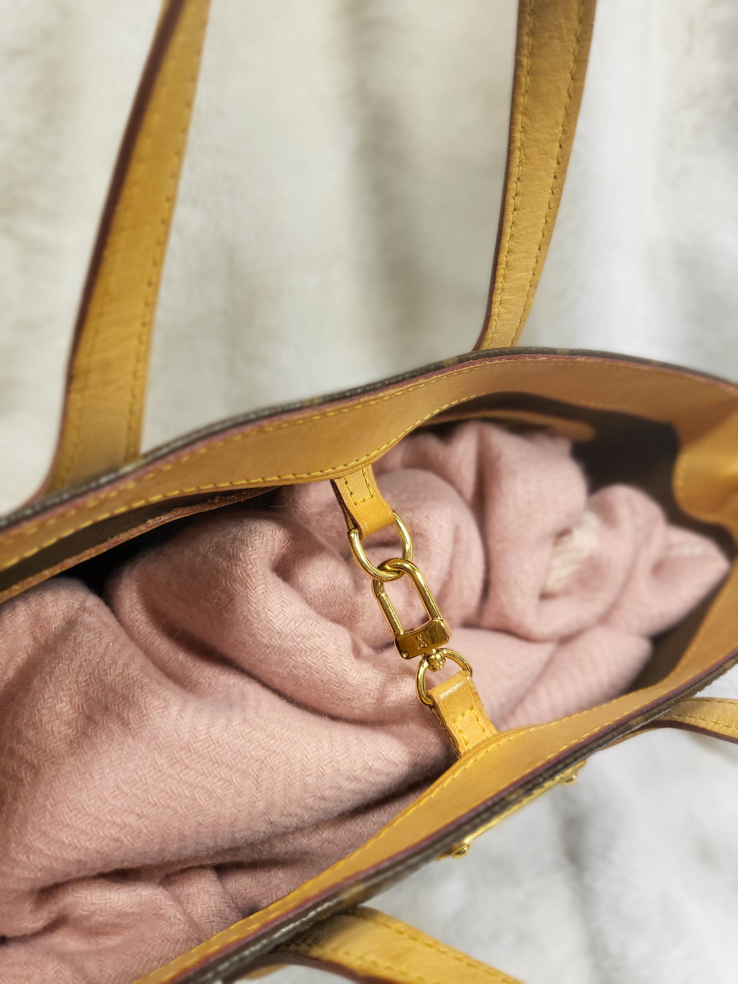 Authentic pre-owned Louis Vuitton Wilshire pm