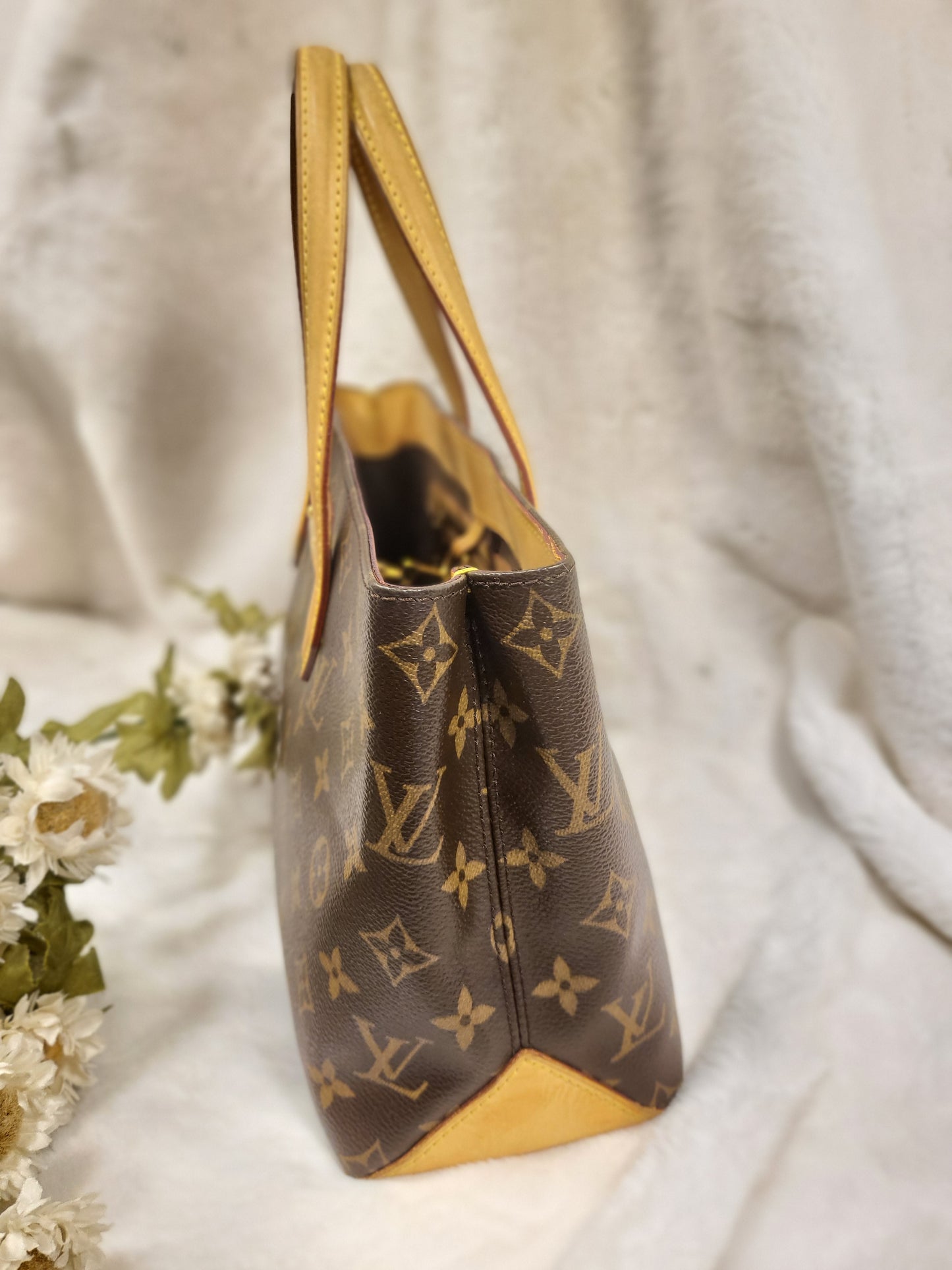 Authentic pre-owned Louis Vuitton Wilshire pm