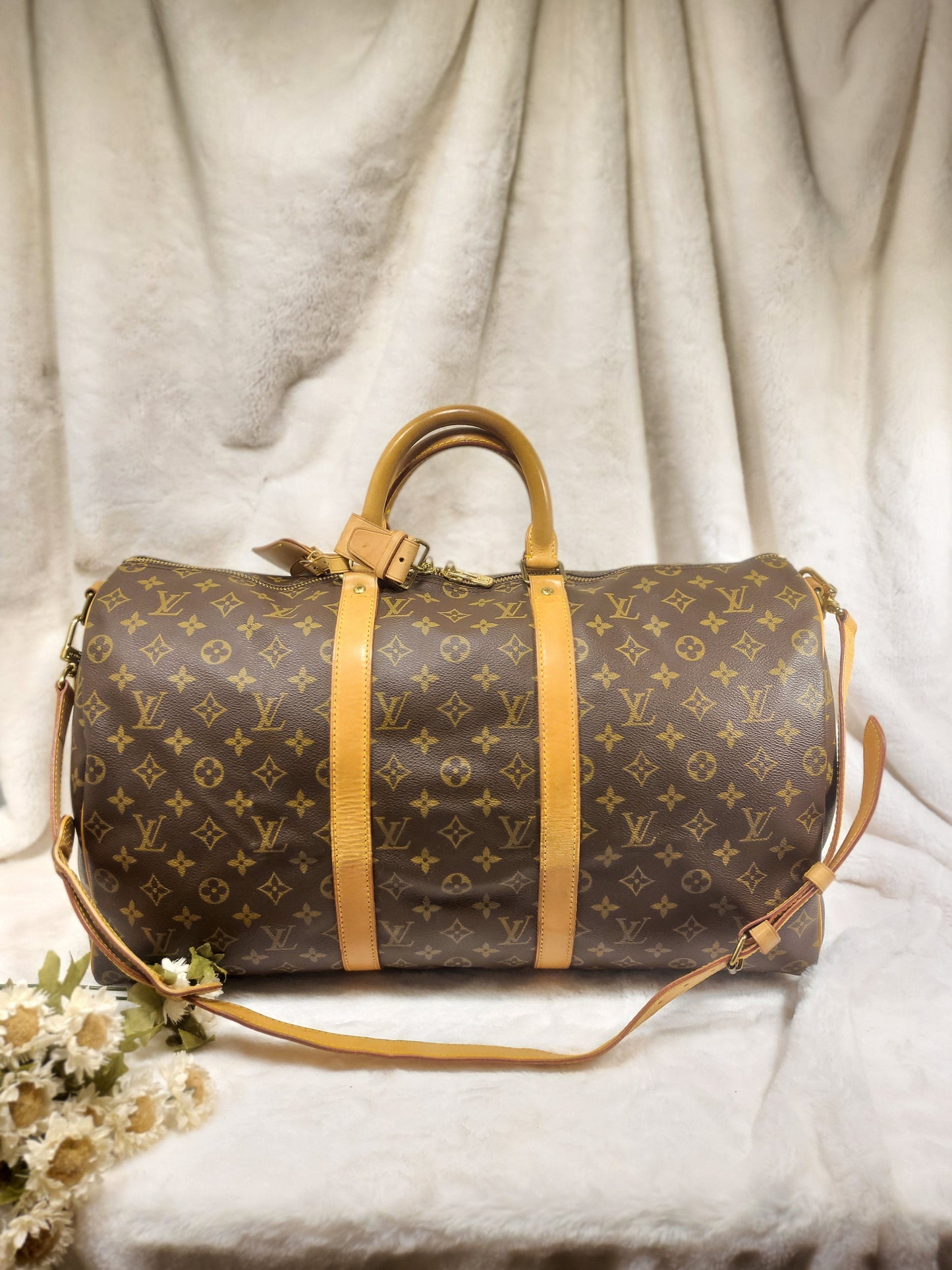 Authentic pre-owned Louis Vuitton Keepall 50 bandoliere travel luggage bag