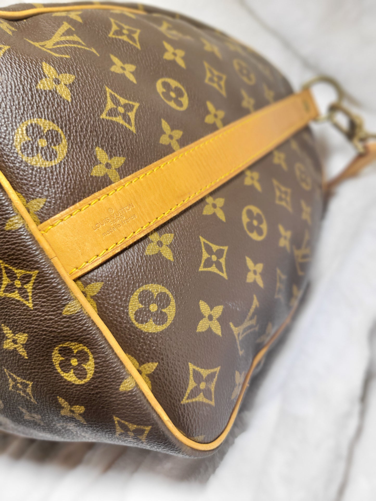 Authentic pre-owned Louis Vuitton Keepall 50 bandoliere travel luggage bag