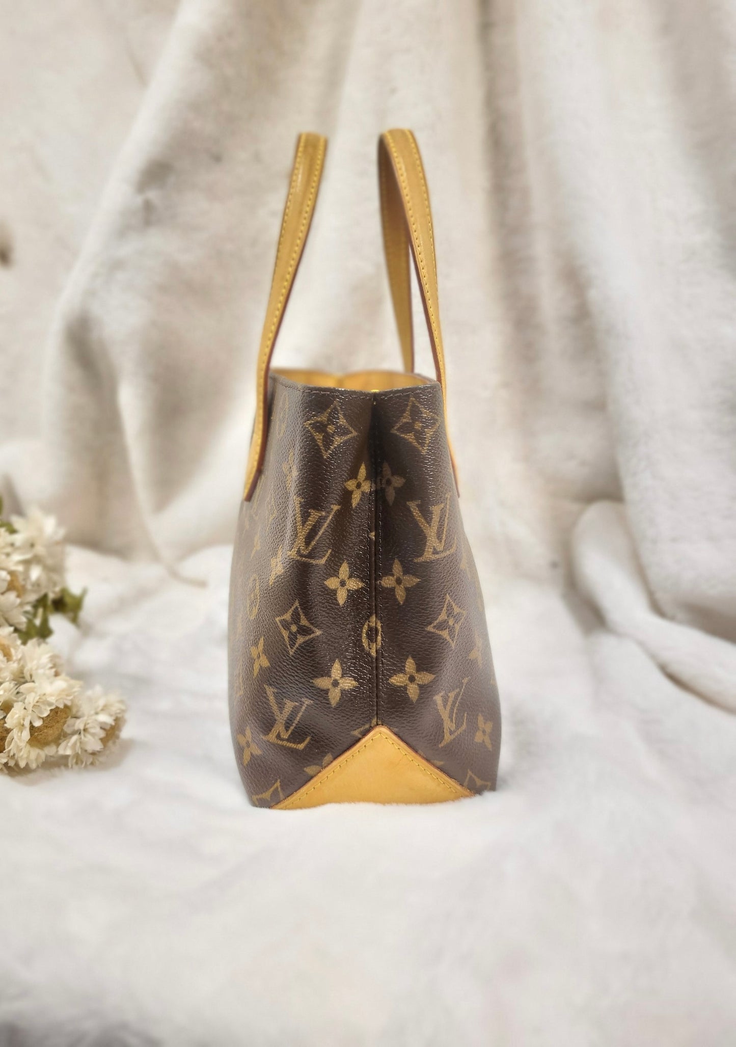 Authentic pre-owned Louis Vuitton Wilshire pm