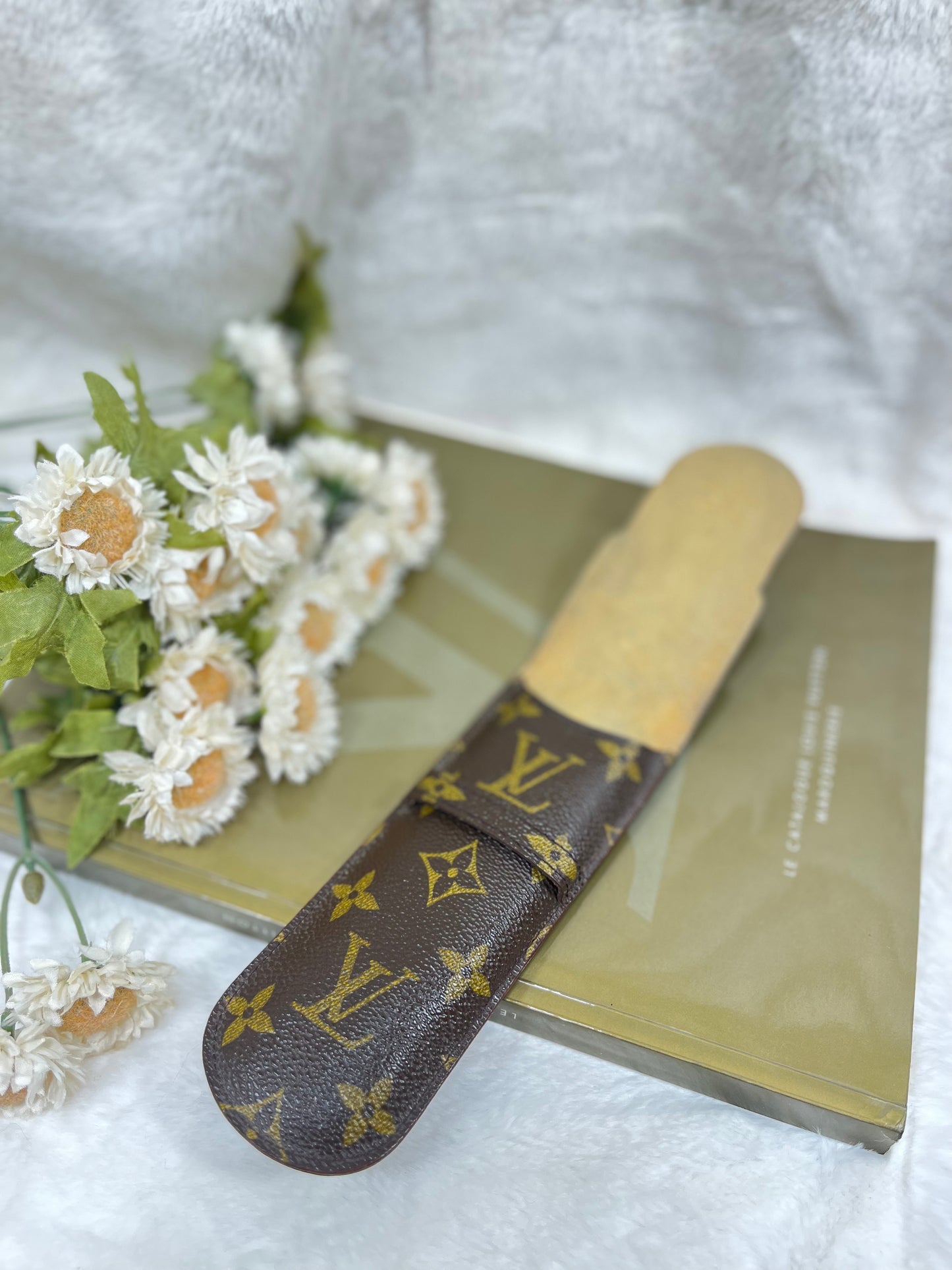 Authentic pre-owned Louis Vuitton pen/glasses case