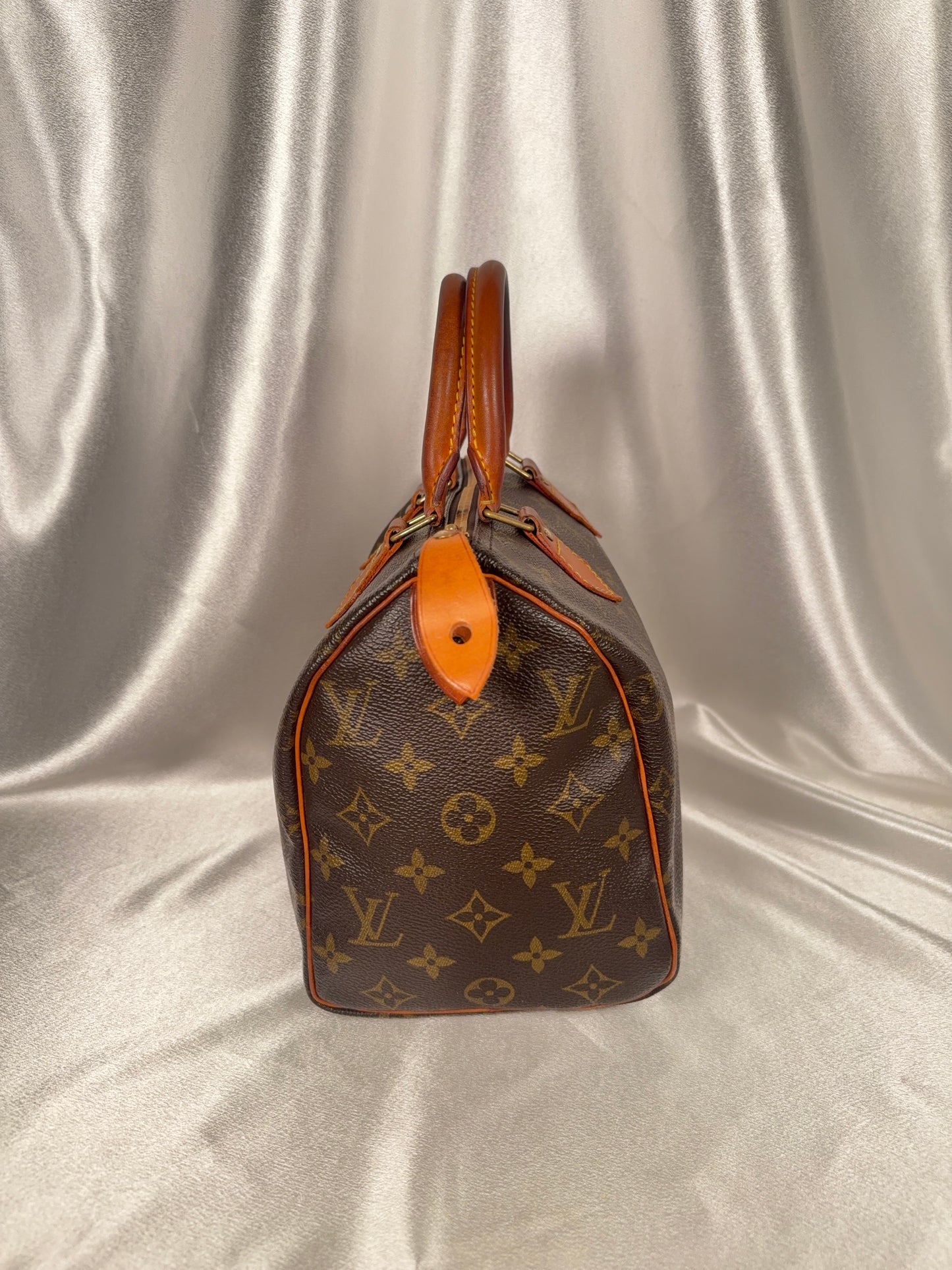 Louis Vuitton Speedy 25